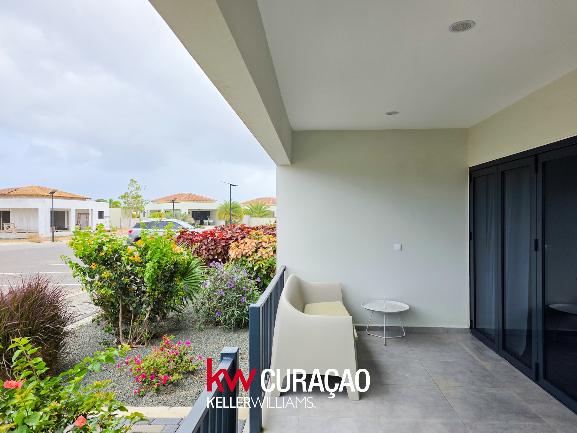 Apartment in Mambo Beach