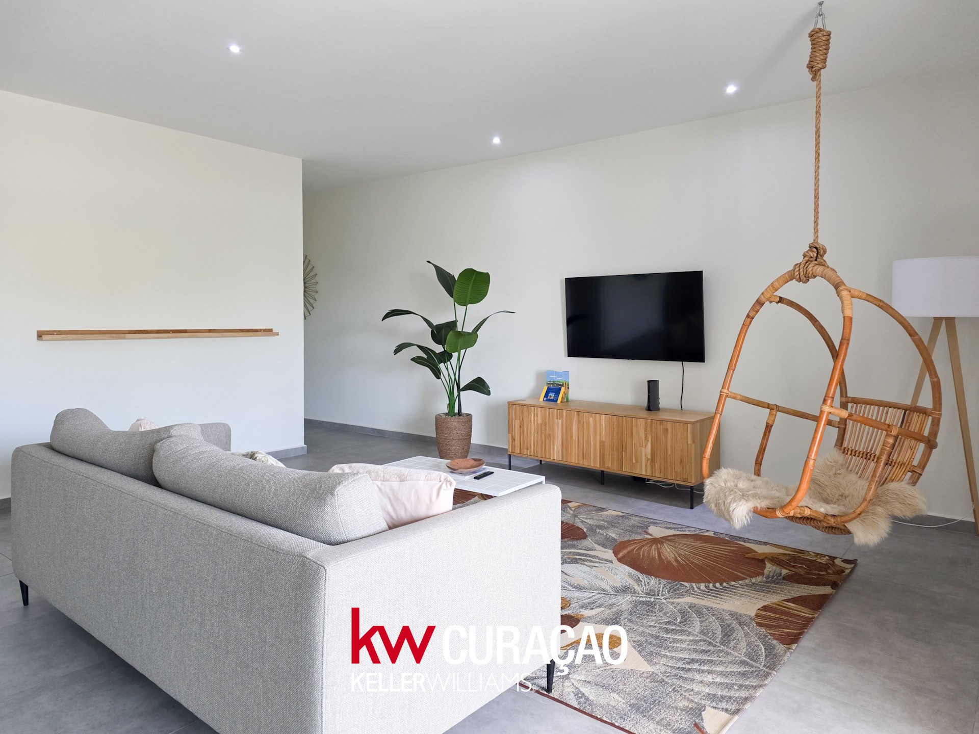 Apartment in Mambo Beach