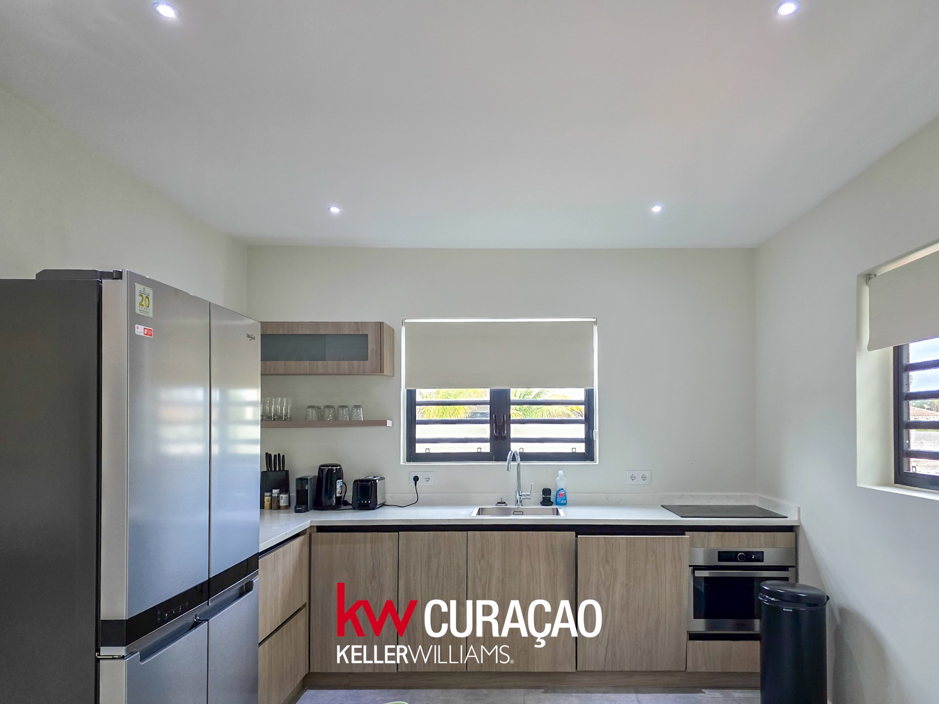 Apartment in Mambo Beach