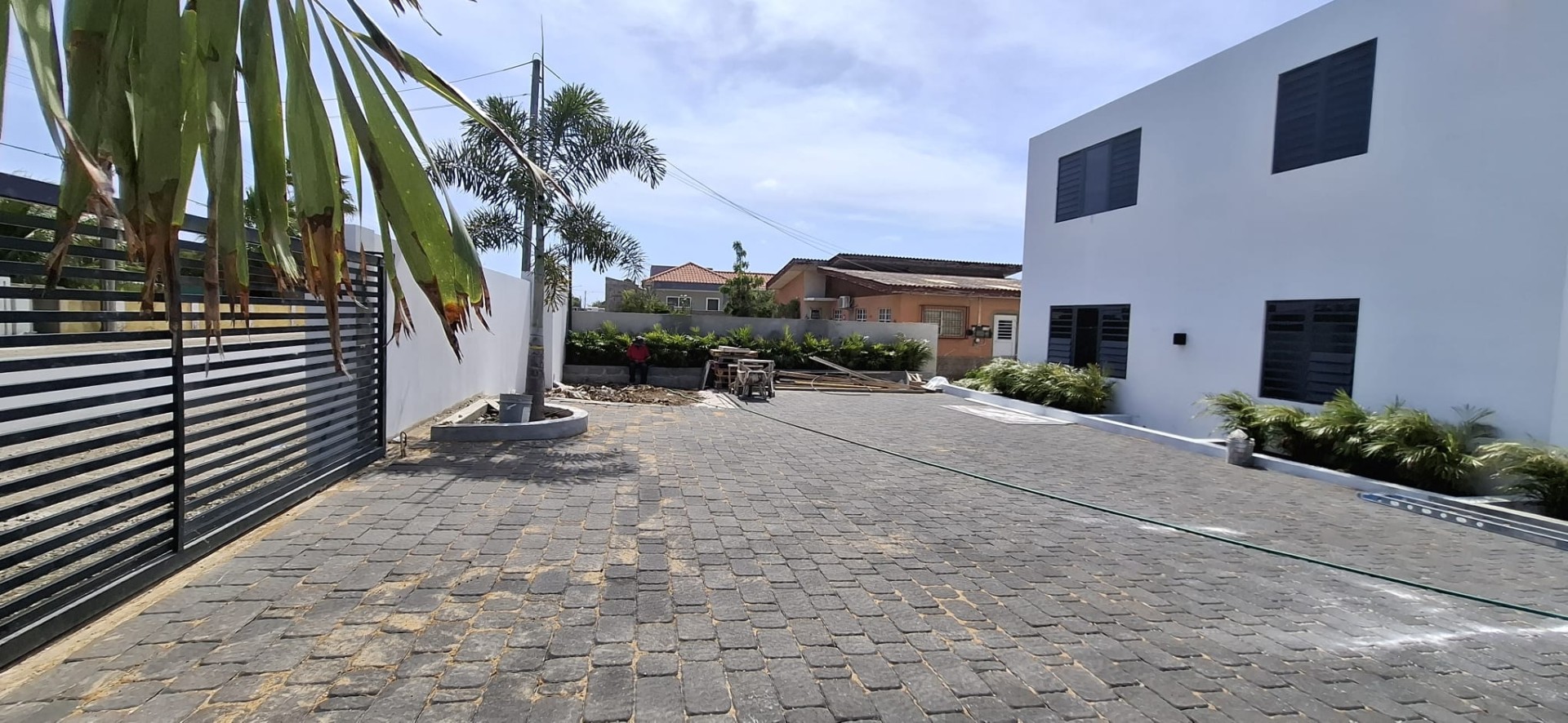 Property in Abrahamsz