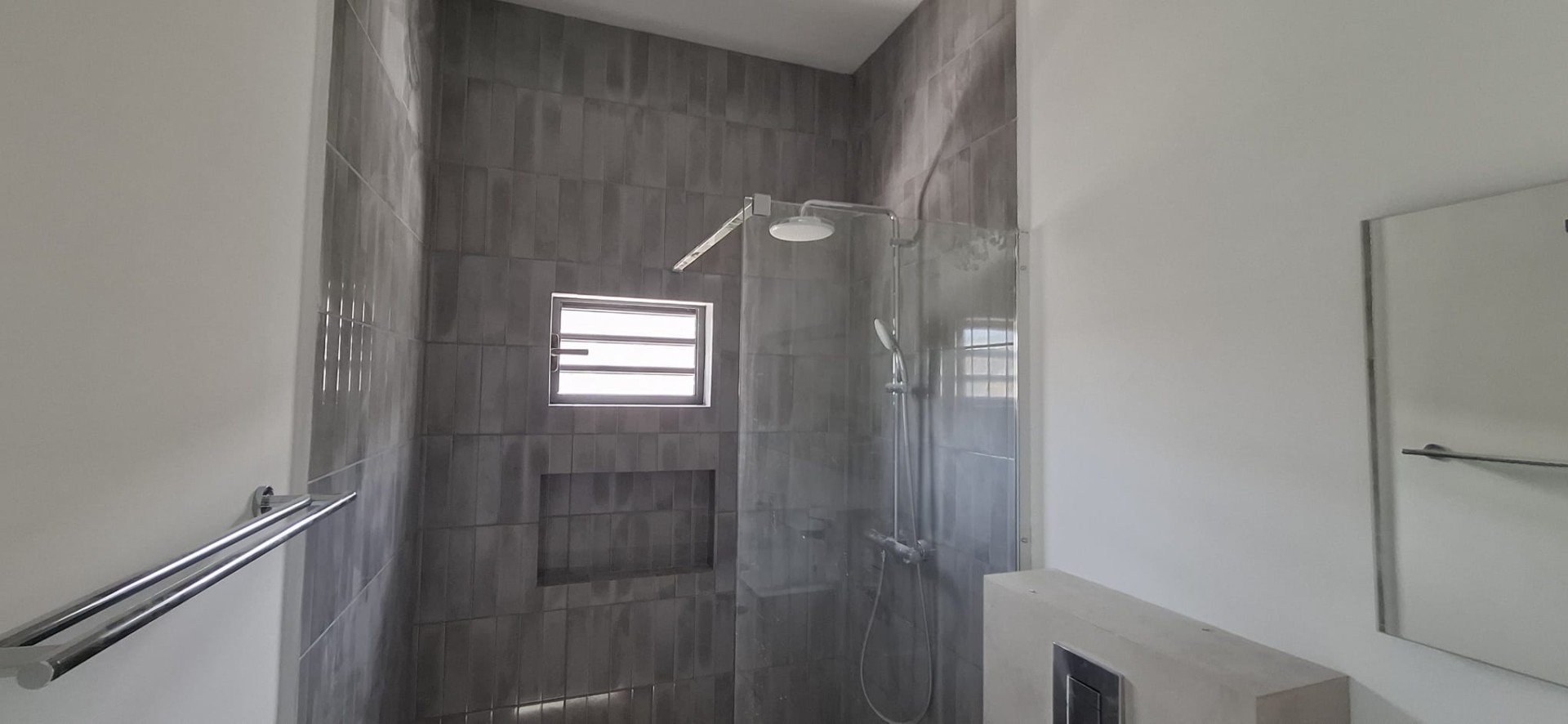 Property in Abrahamsz