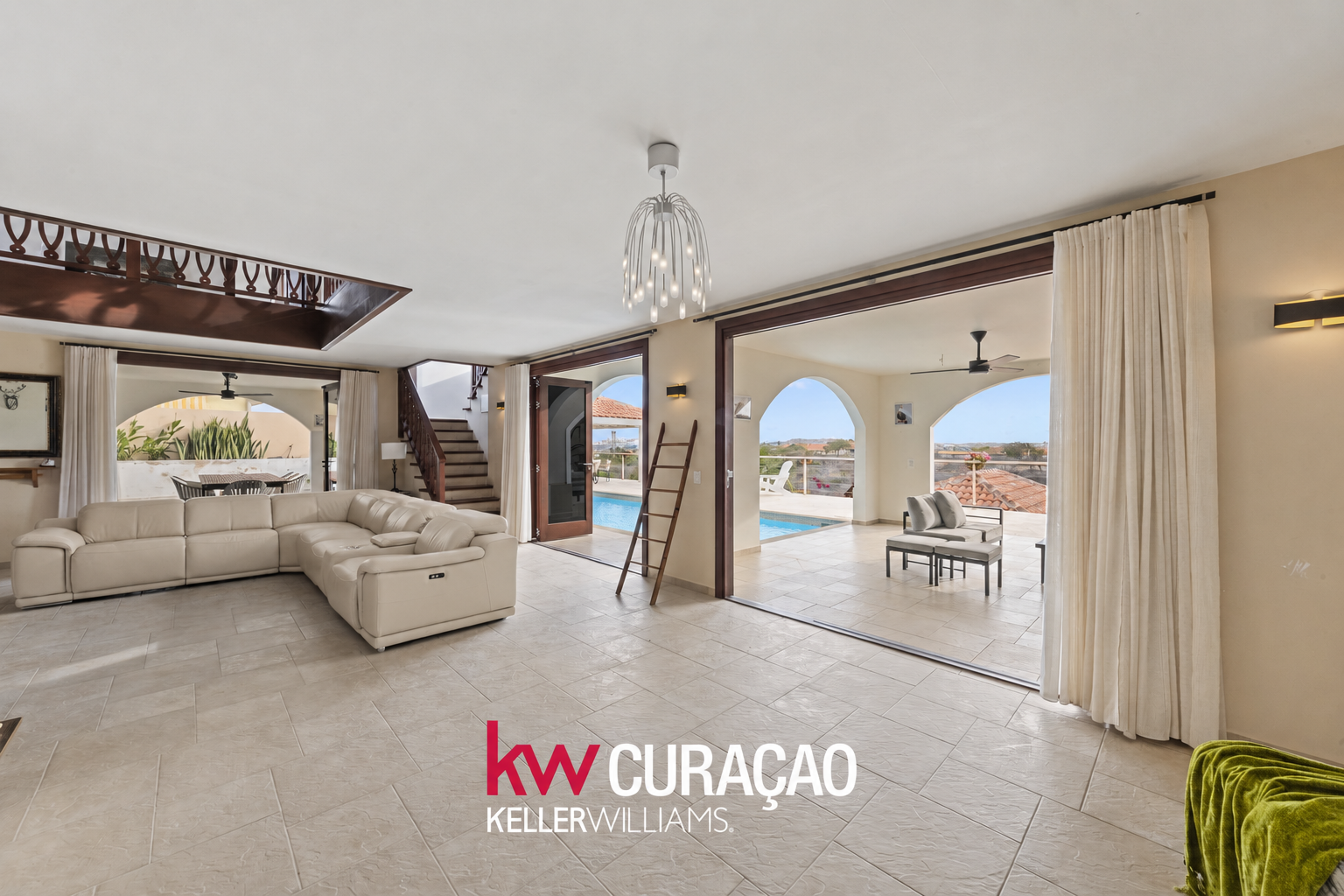 Villa in Spanish Water
