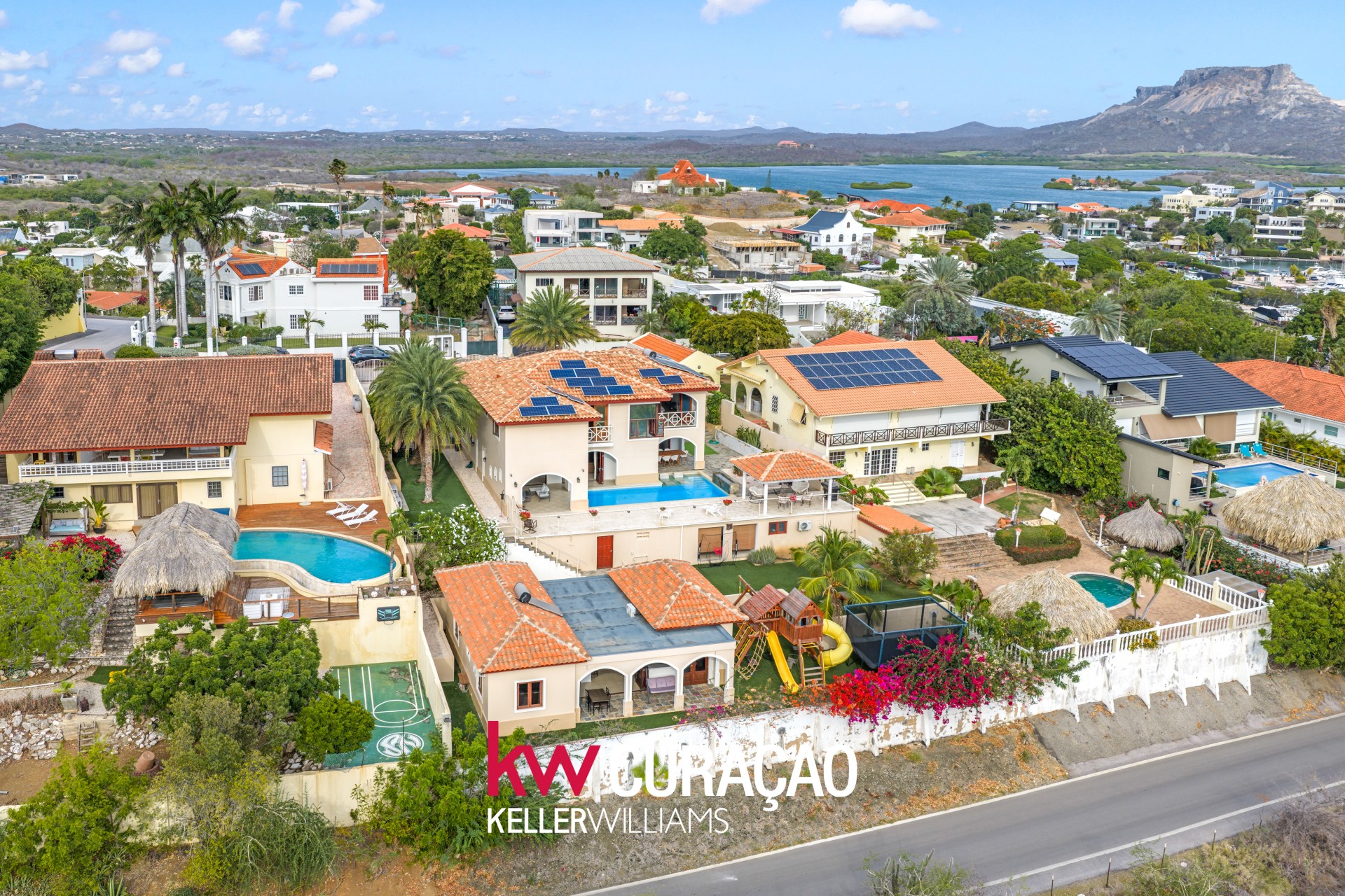 Villa in Spanish Water