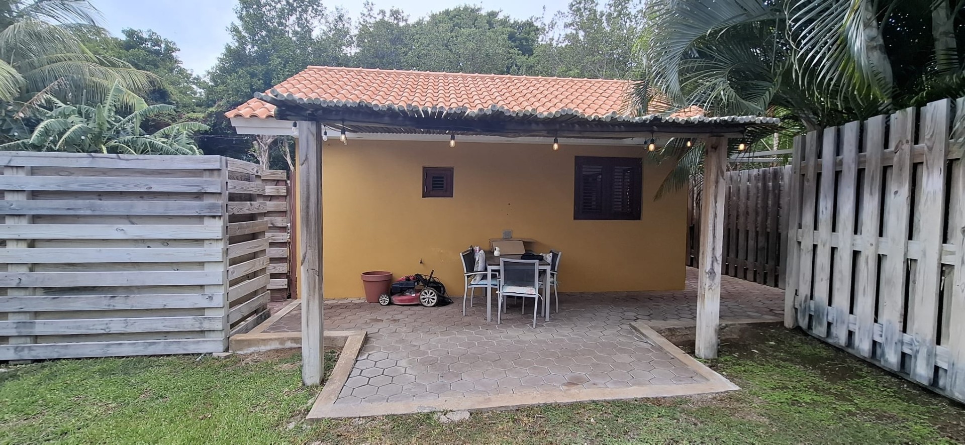 Property in Bottelier
