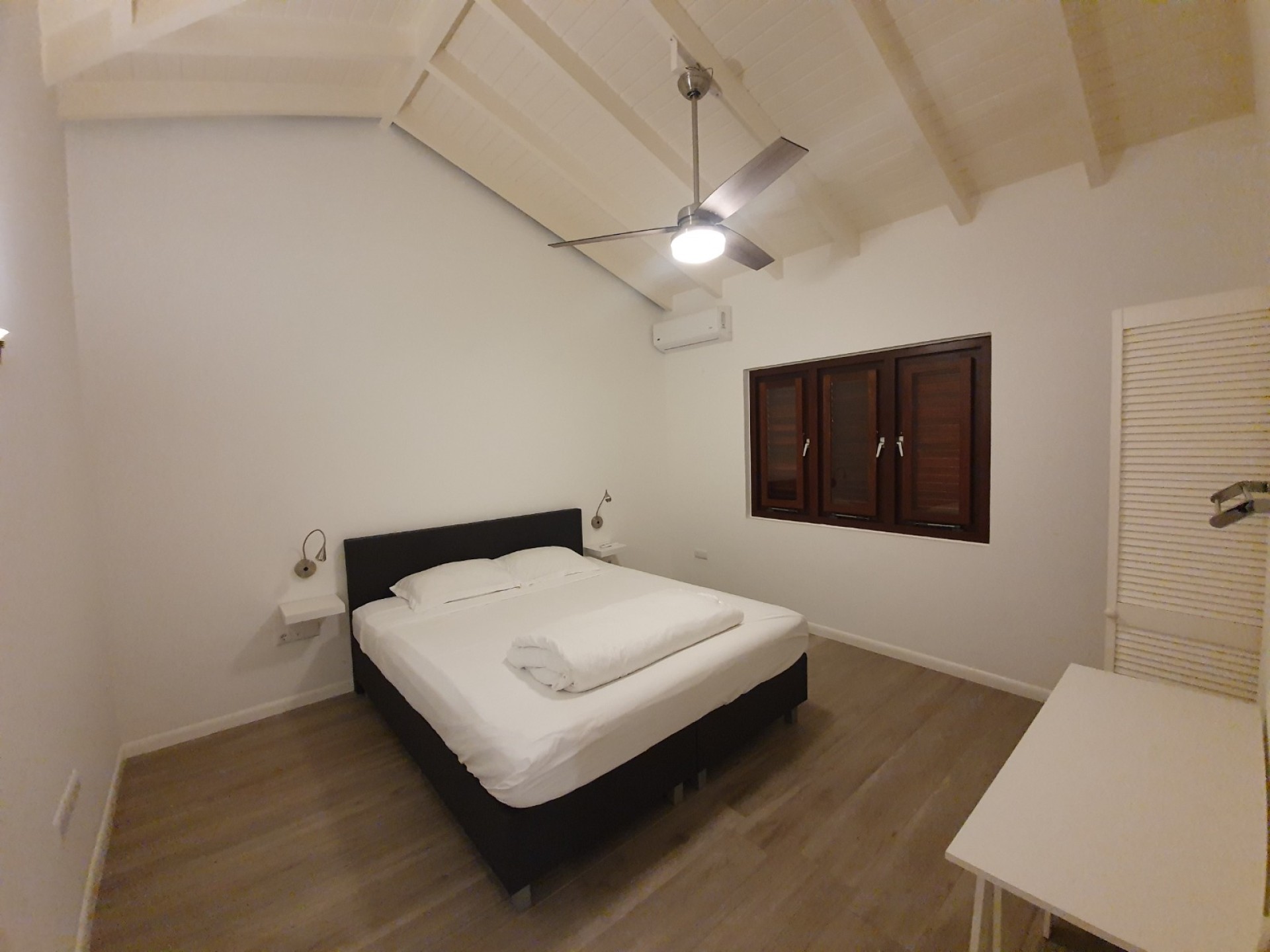 Property in Bottelier