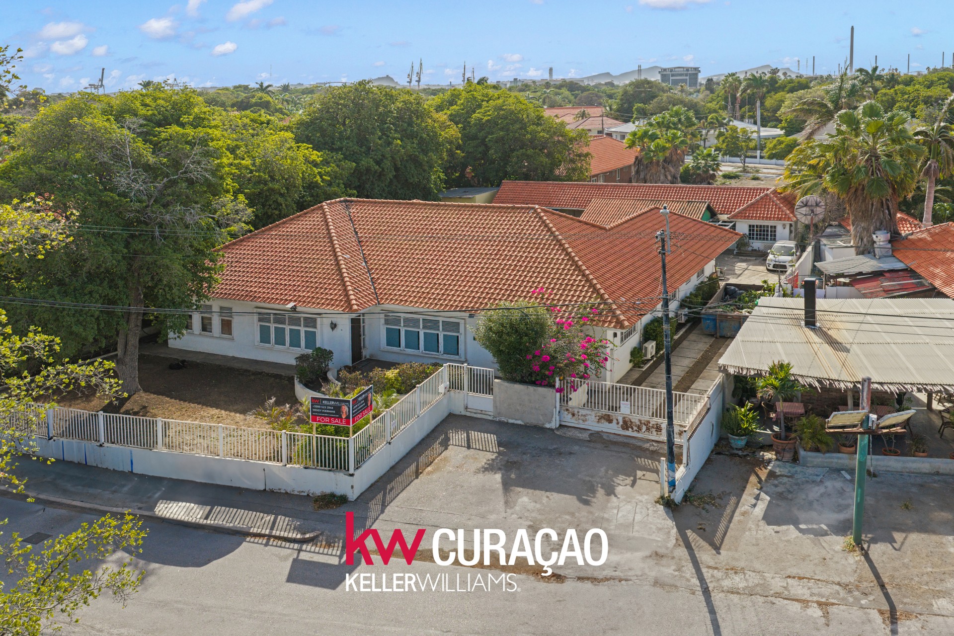 Villa in Mahaai
