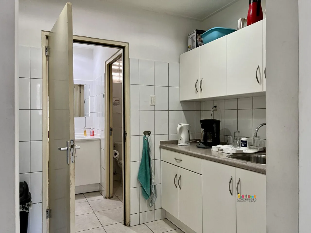 Commercial in Emmastad