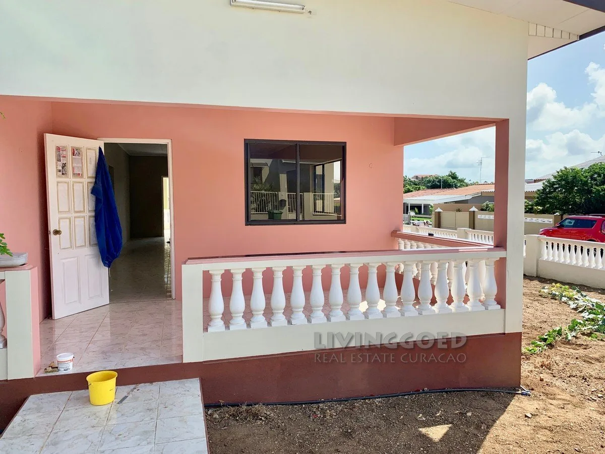House in Koraal Partier