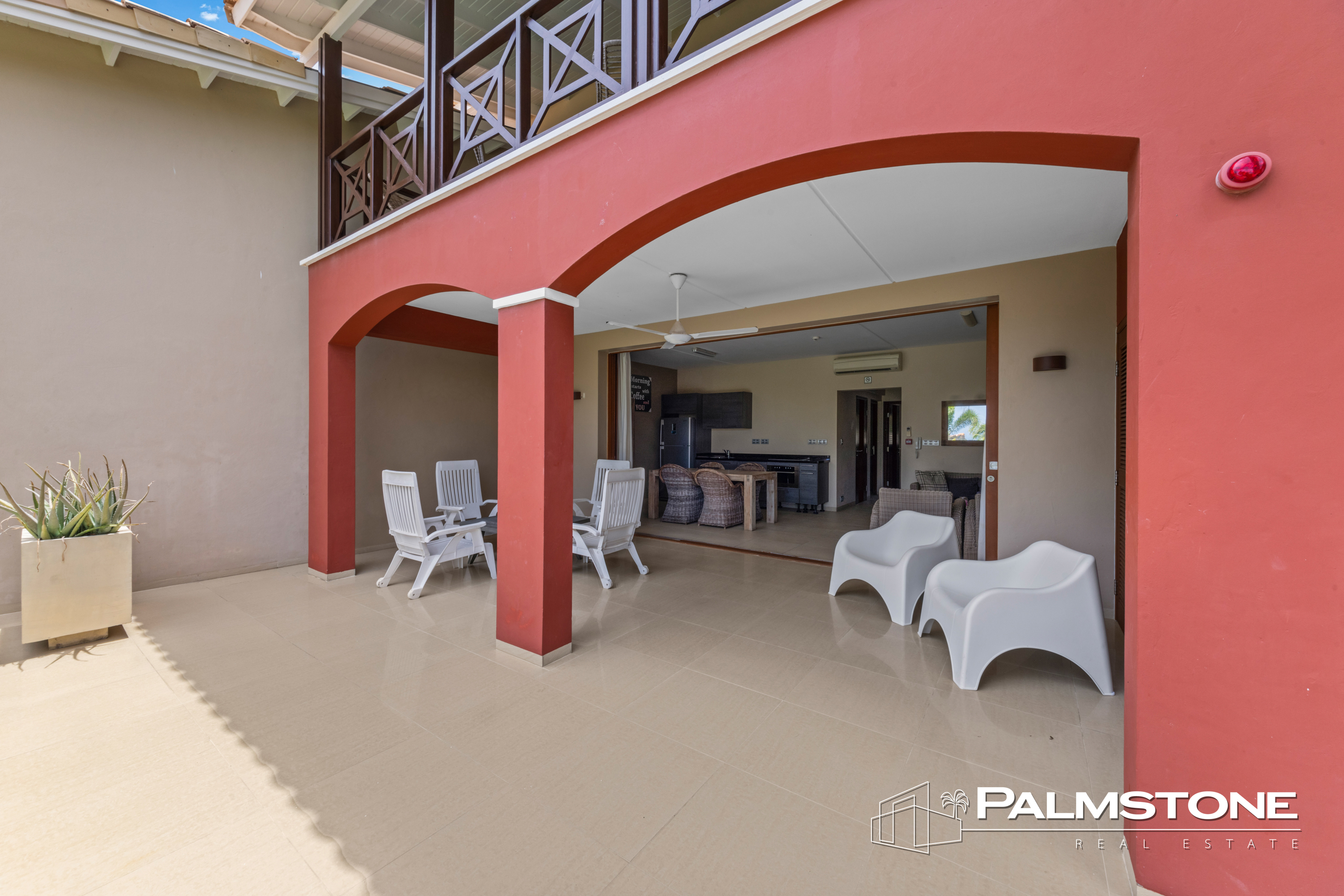 Apartment in Spanish Water