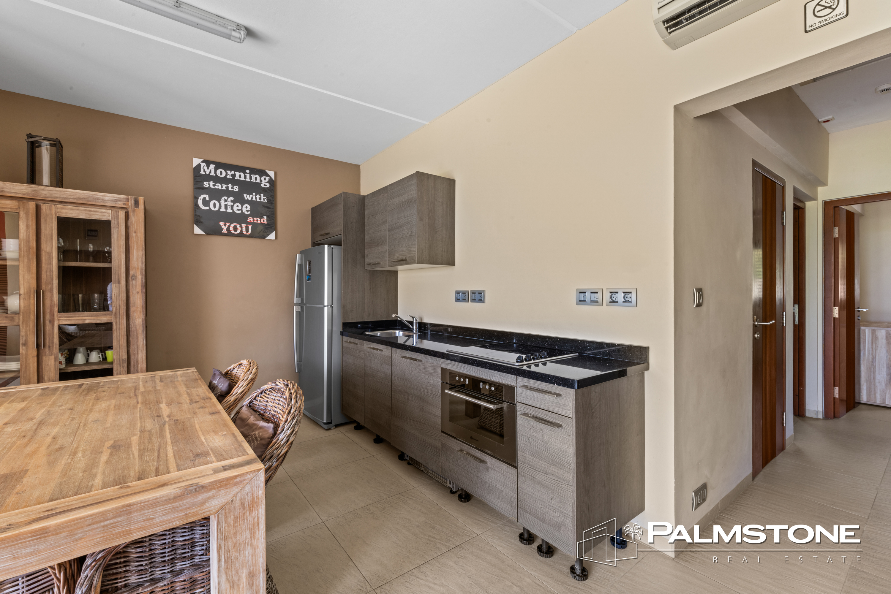 Apartment in Spanish Water