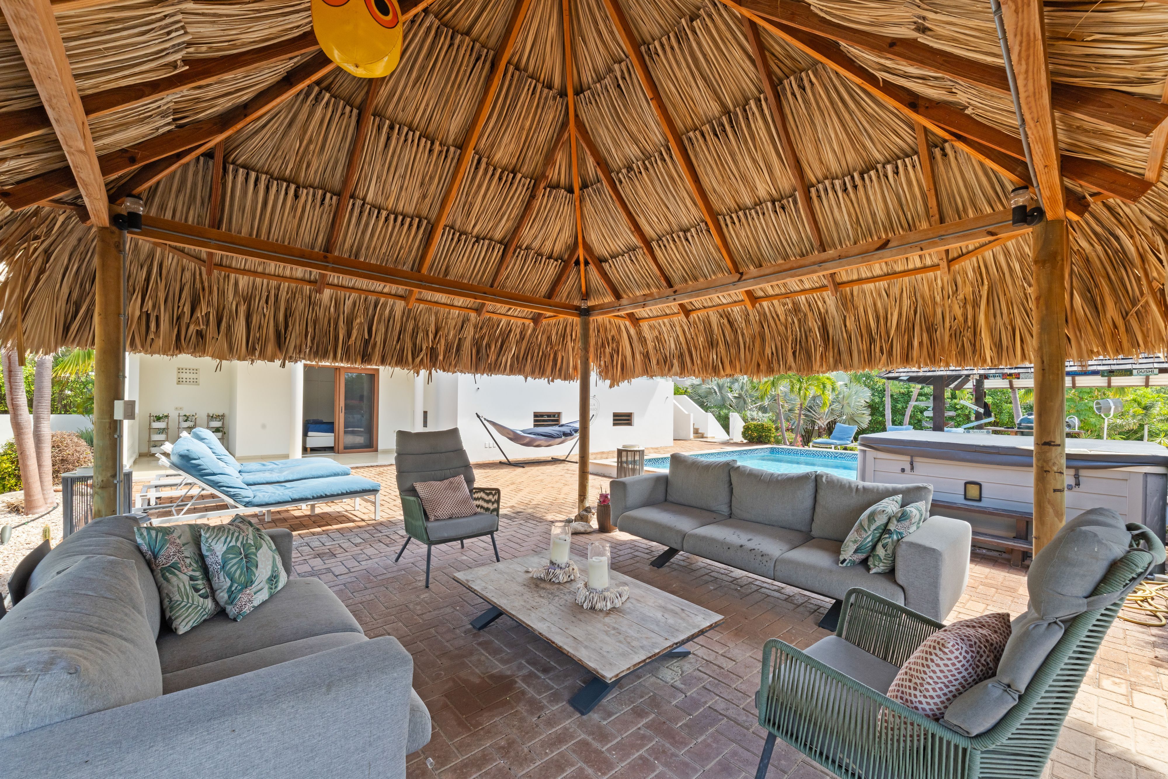Villa in Coral Estate