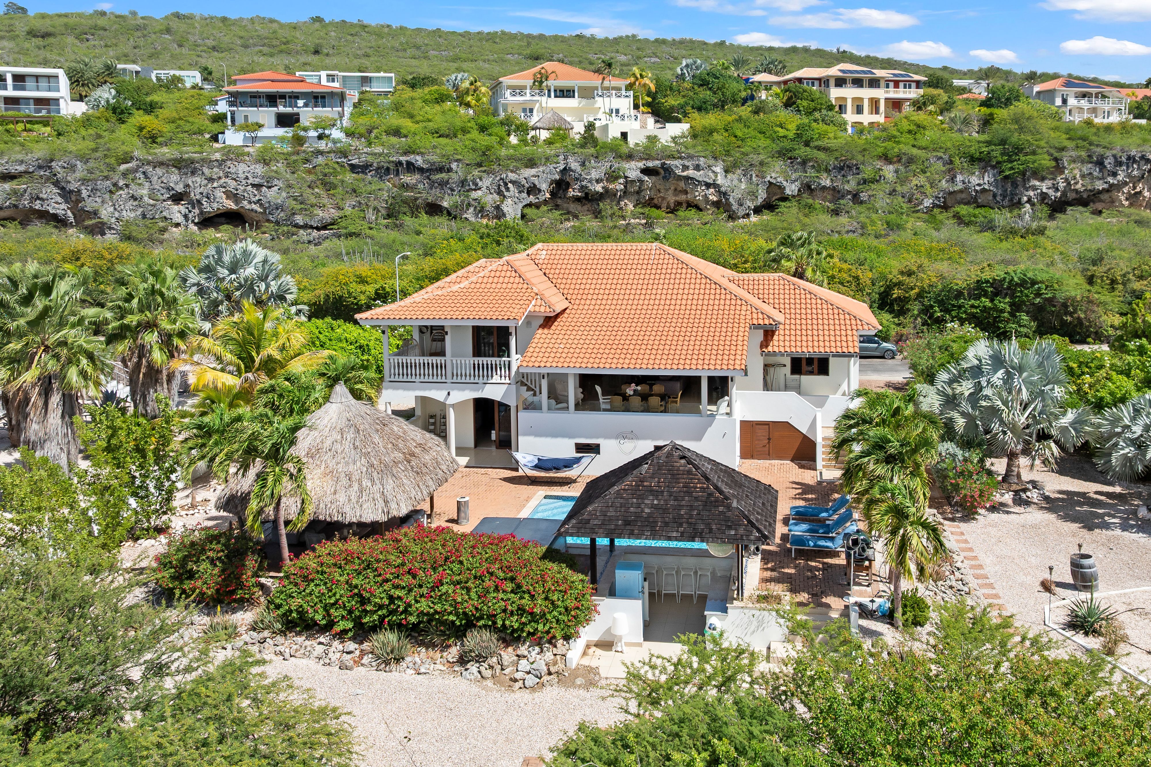 Villa in Coral Estate