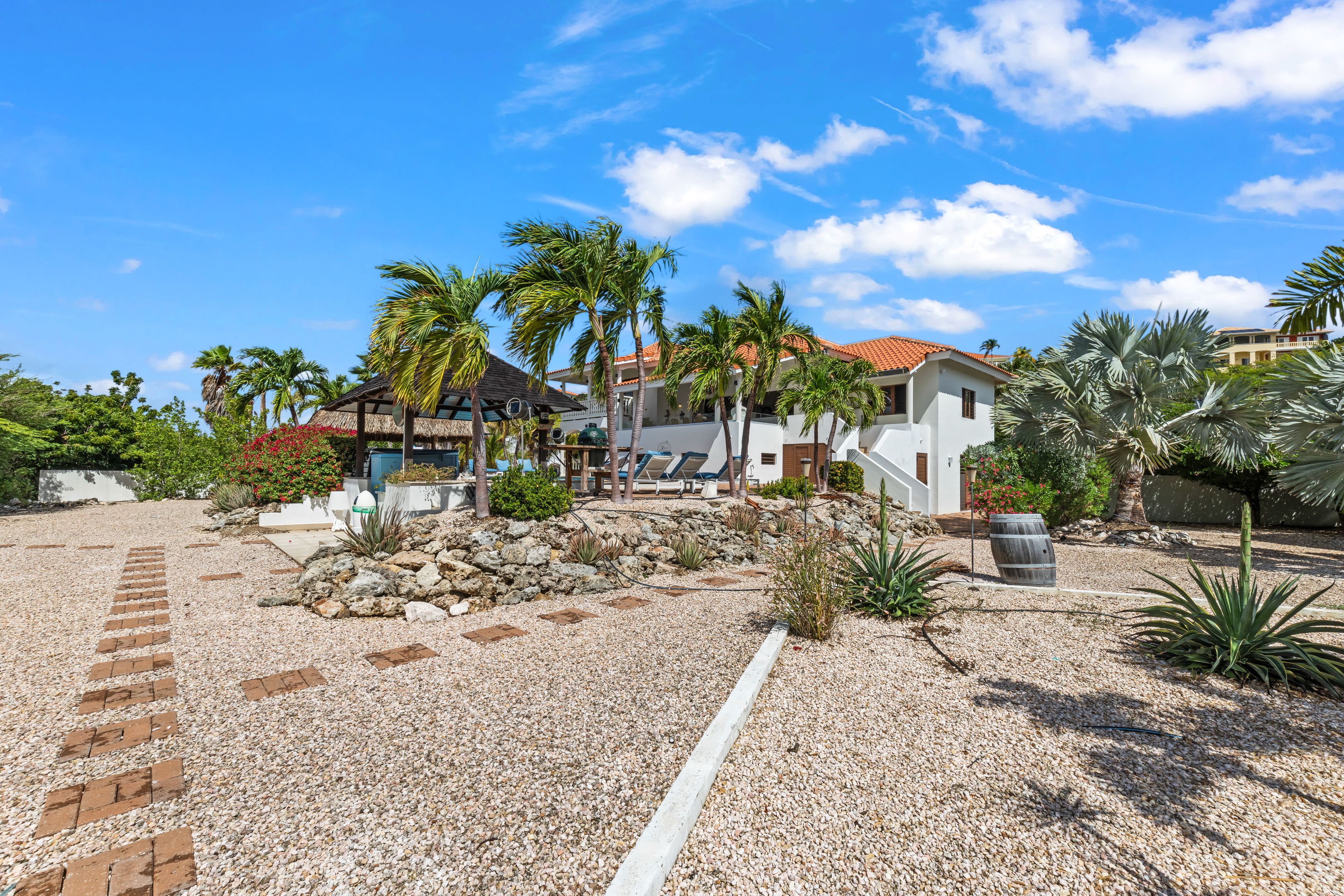 Villa in Coral Estate