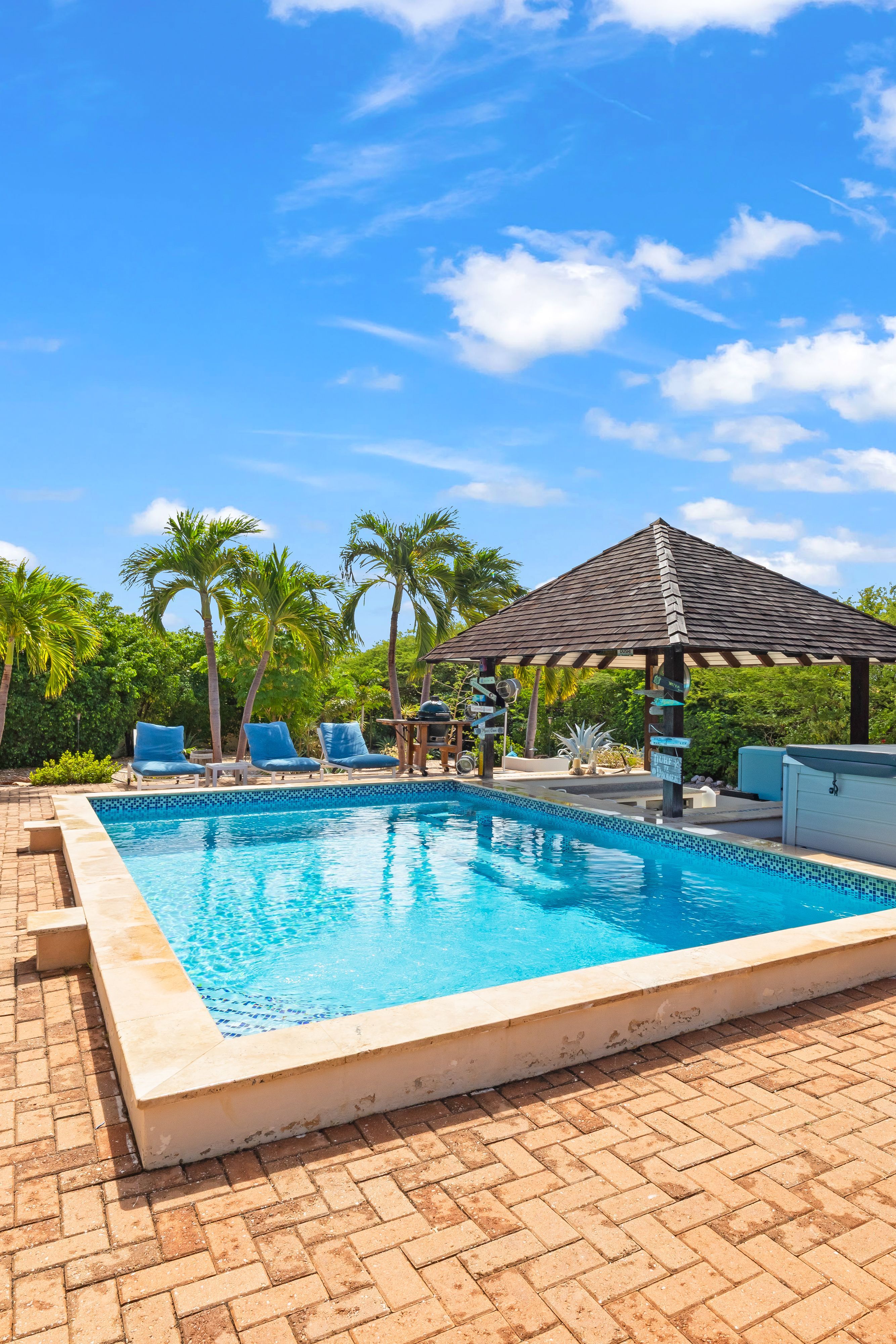 Villa in Coral Estate