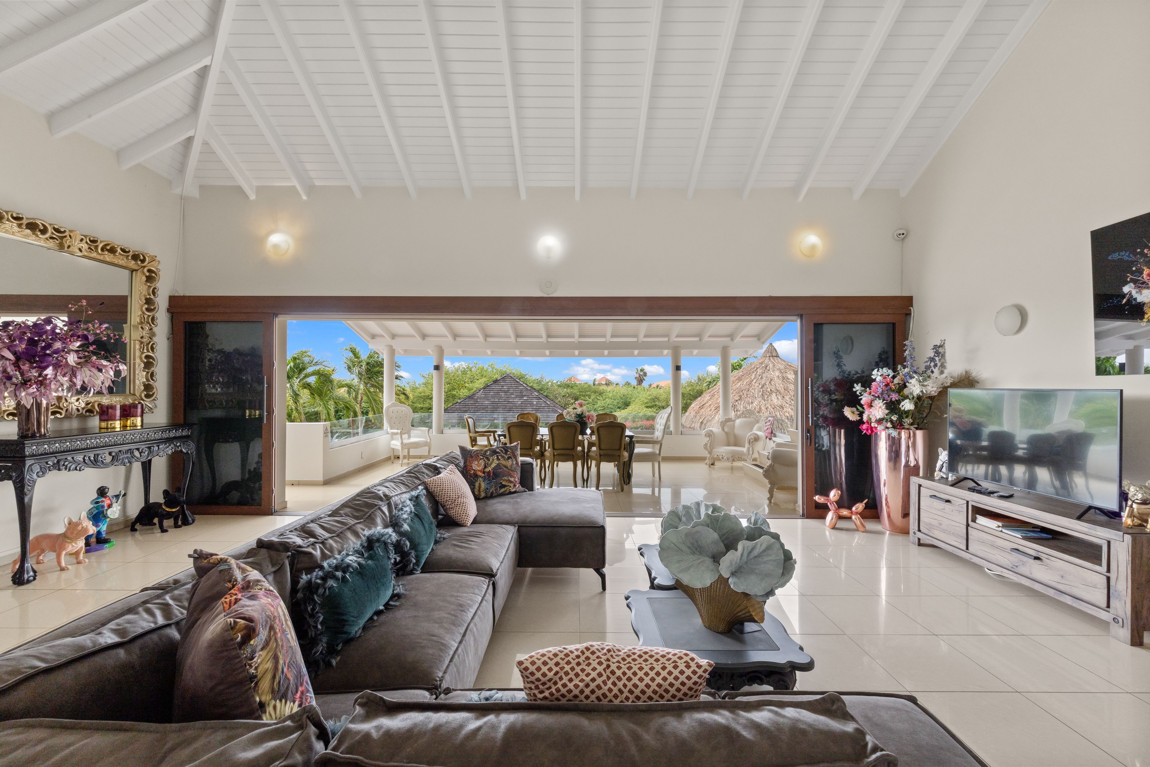 Villa in Coral Estate