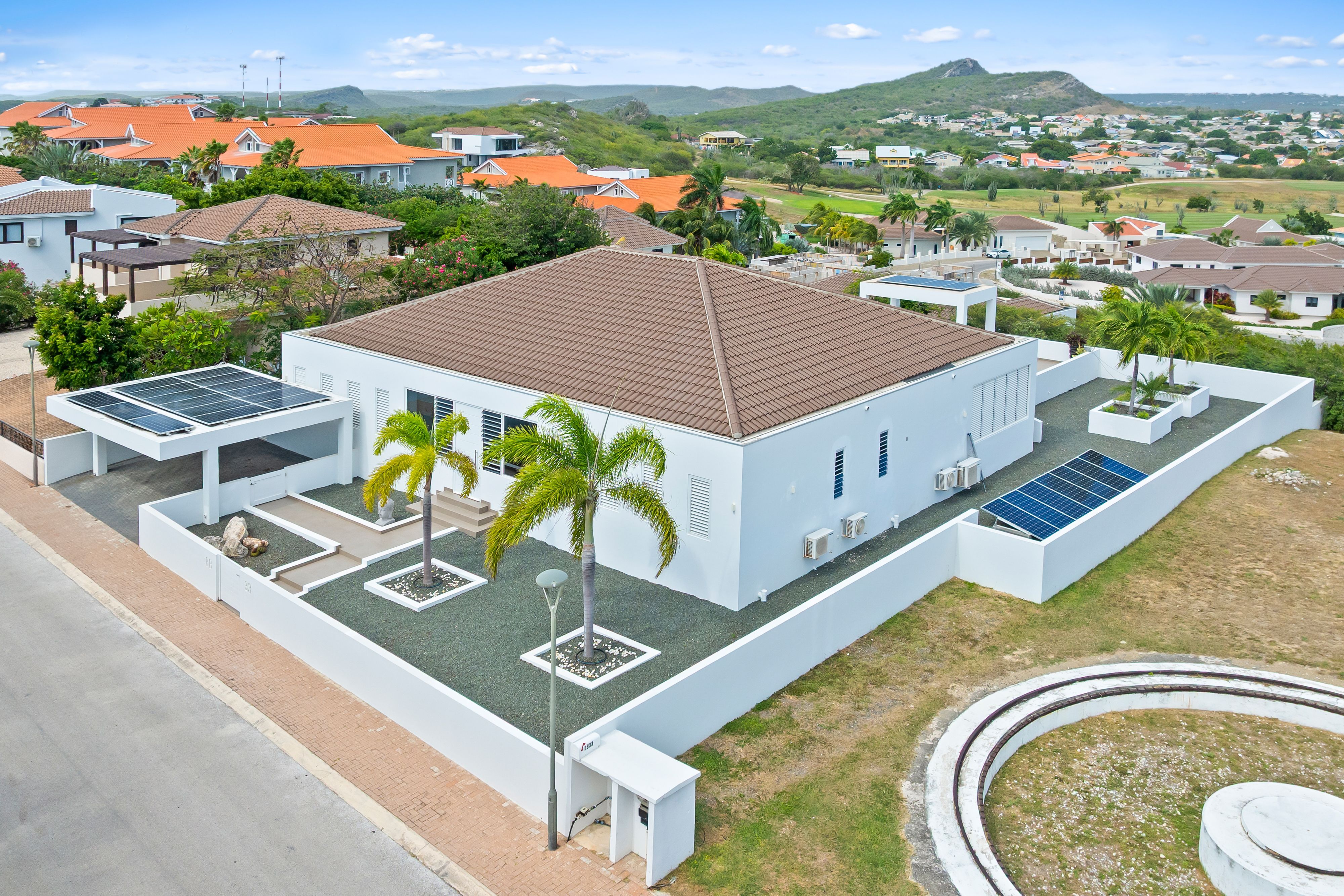 Villa in Blue Bay