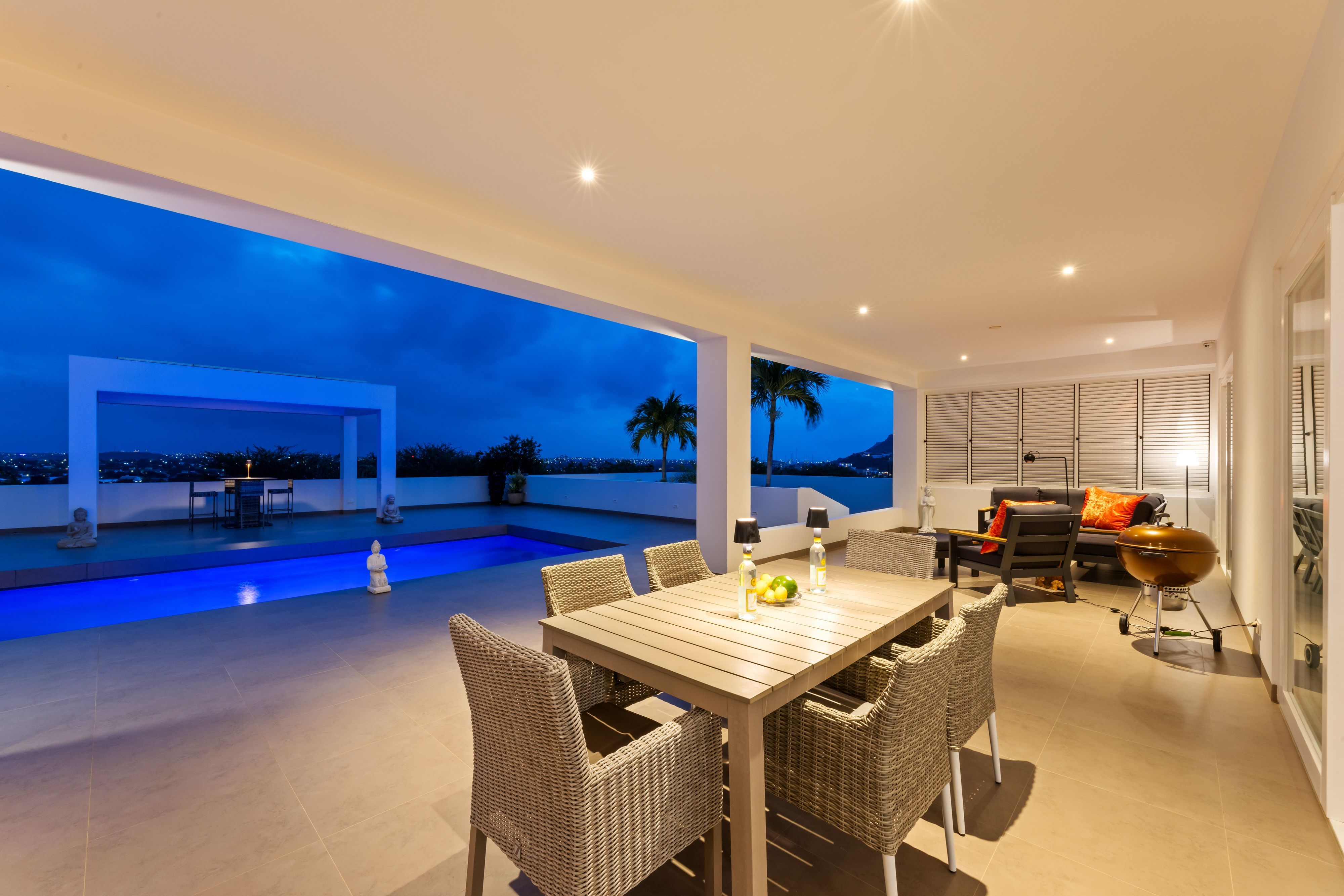 Villa in Blue Bay