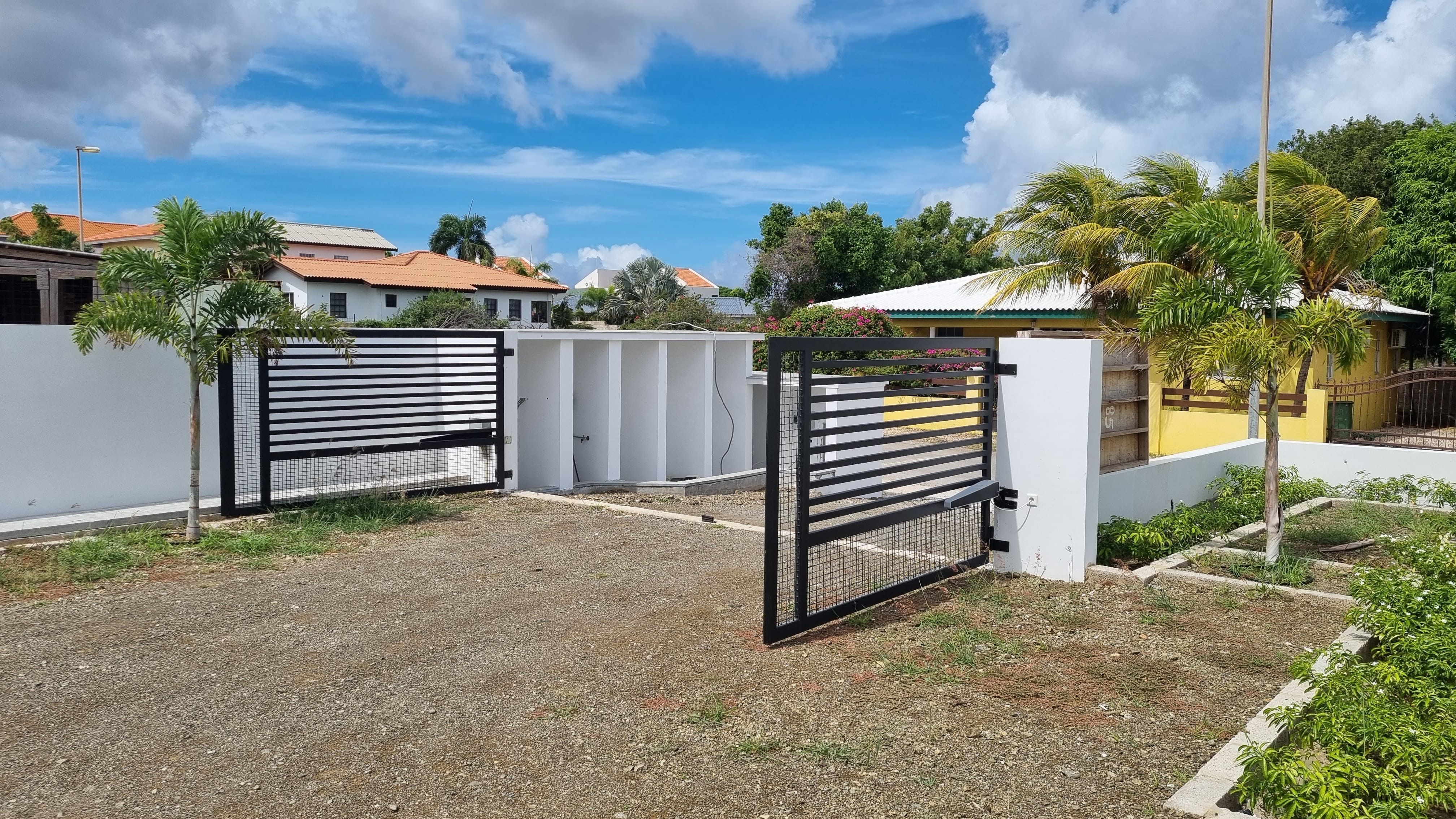 Villa in Sunset Heights