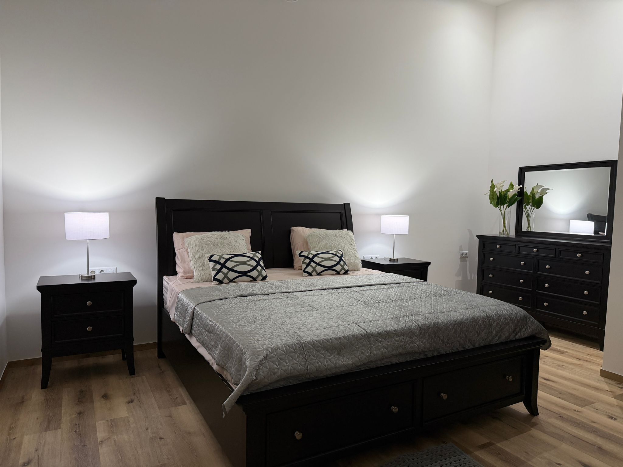 Villa in Sunset Heights