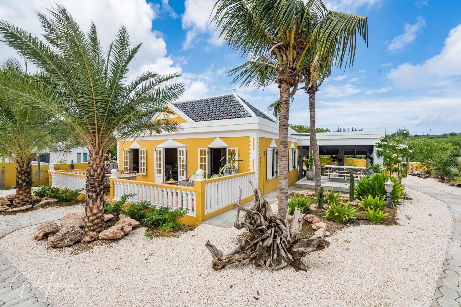 Villa in Westpunt