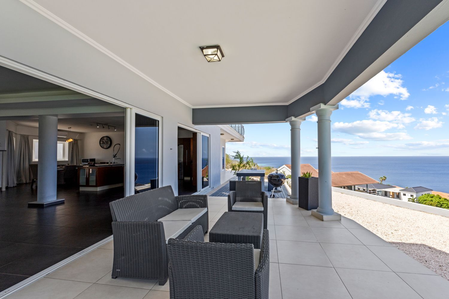Villa in Cas Abou