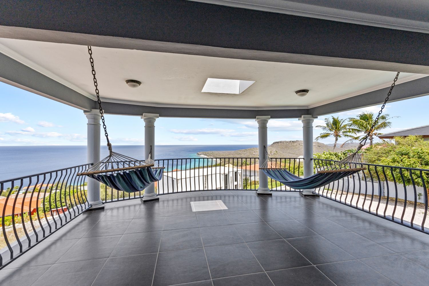 Villa in Cas Abou
