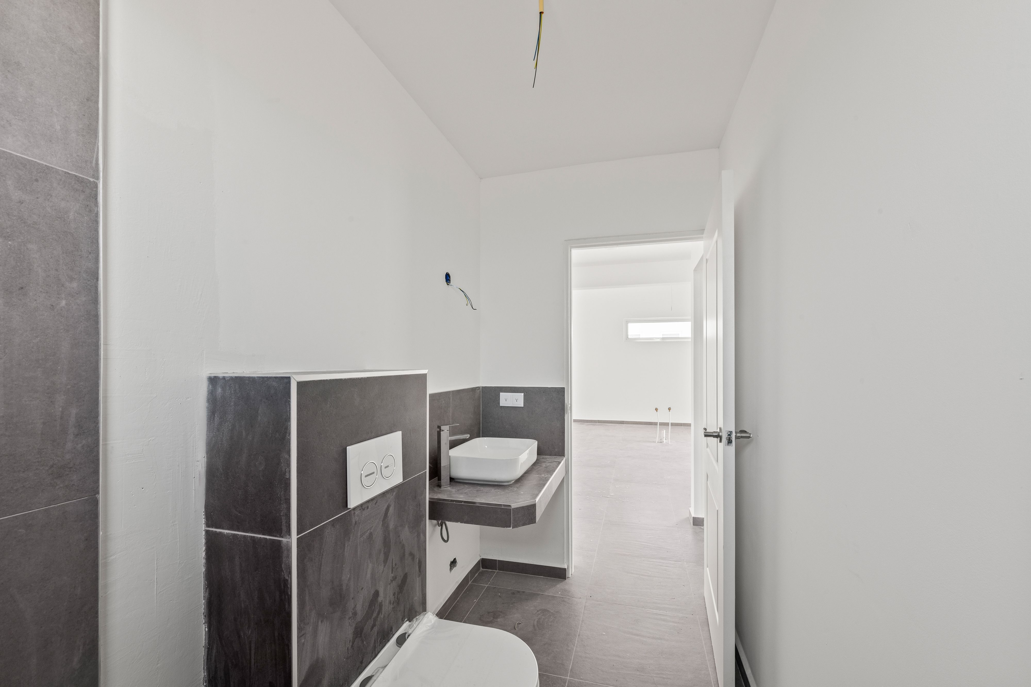 Property in Abrahamsz