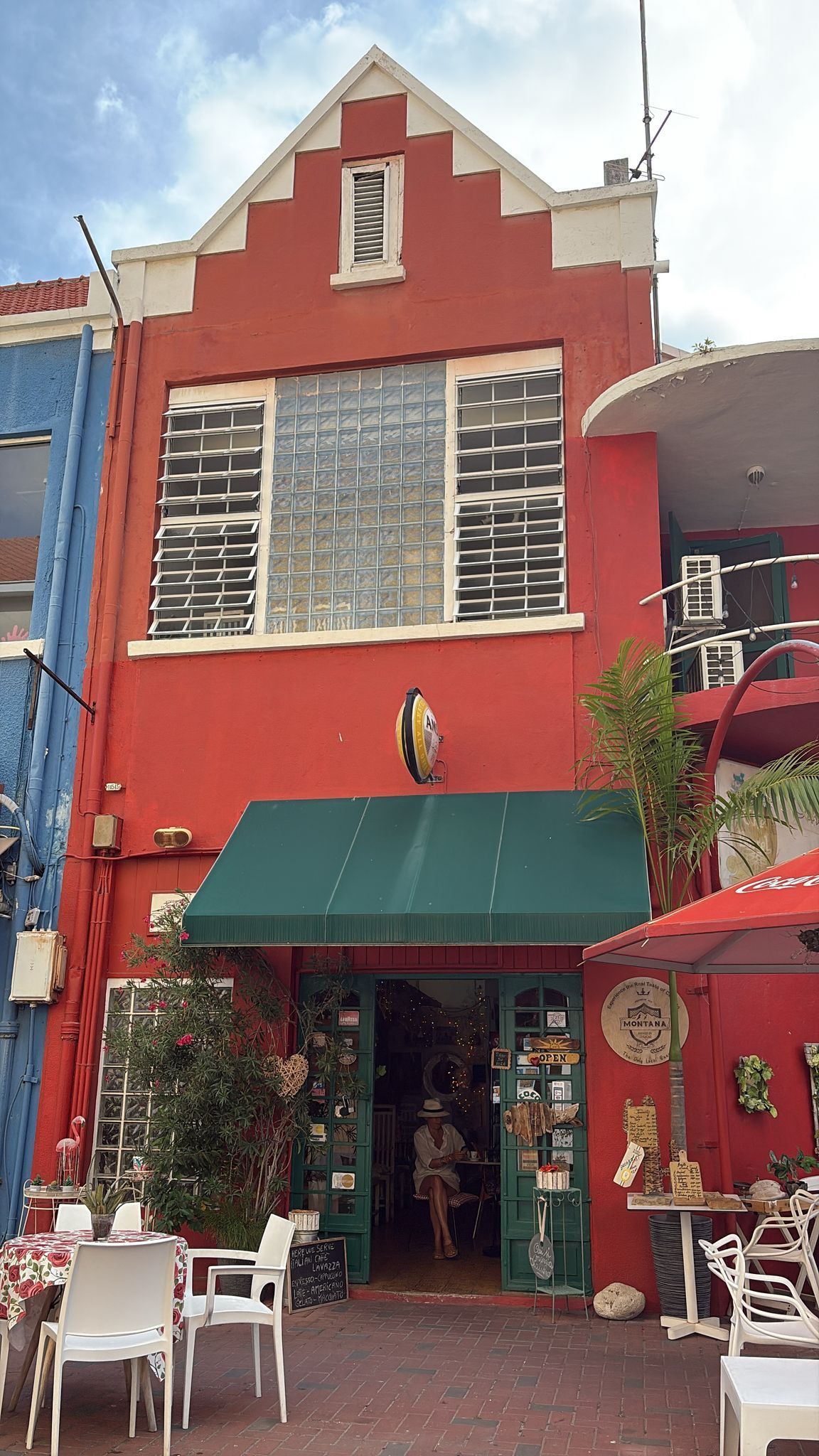 Commercial in Punda