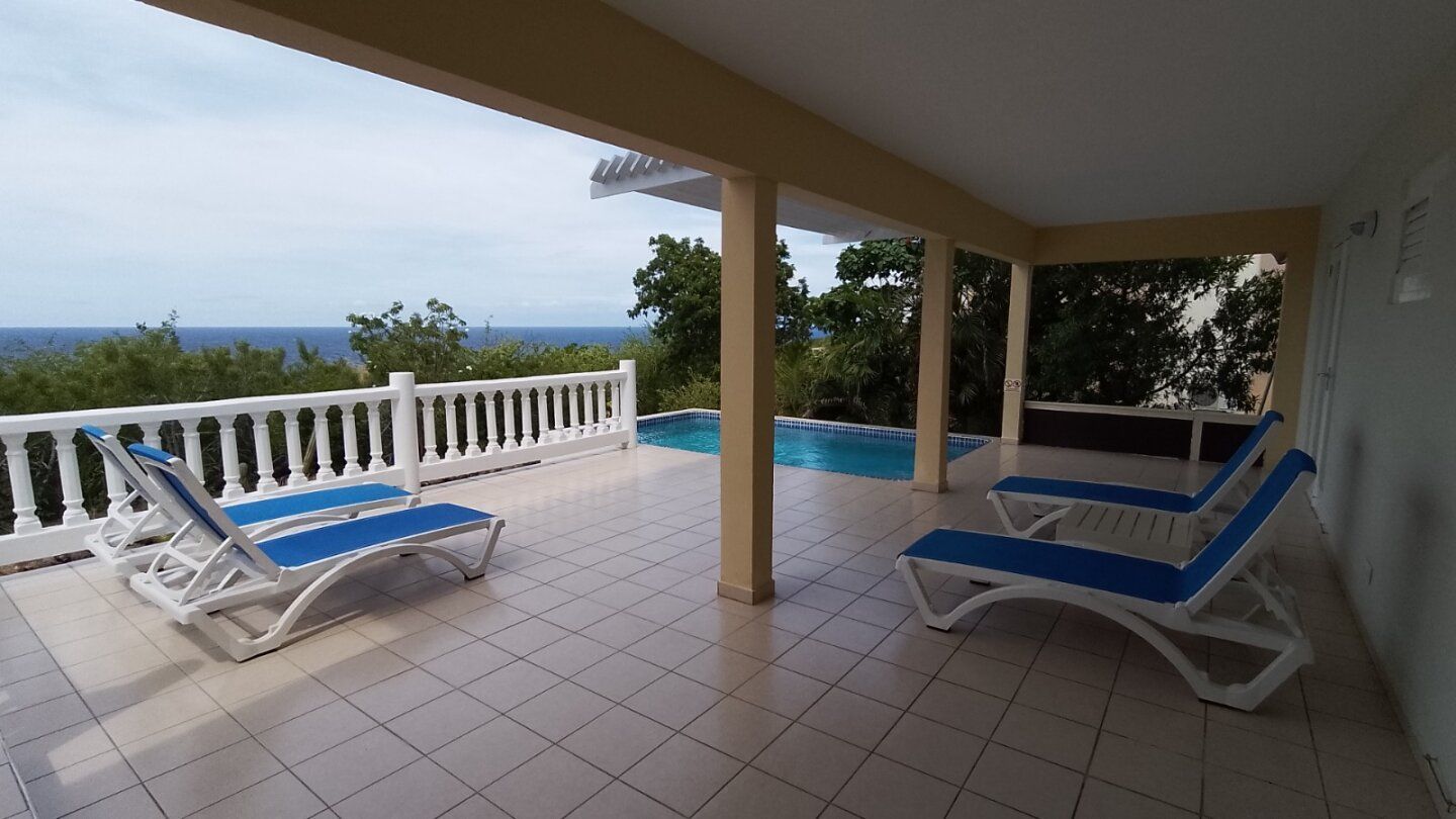 Villa in Coral Estate
