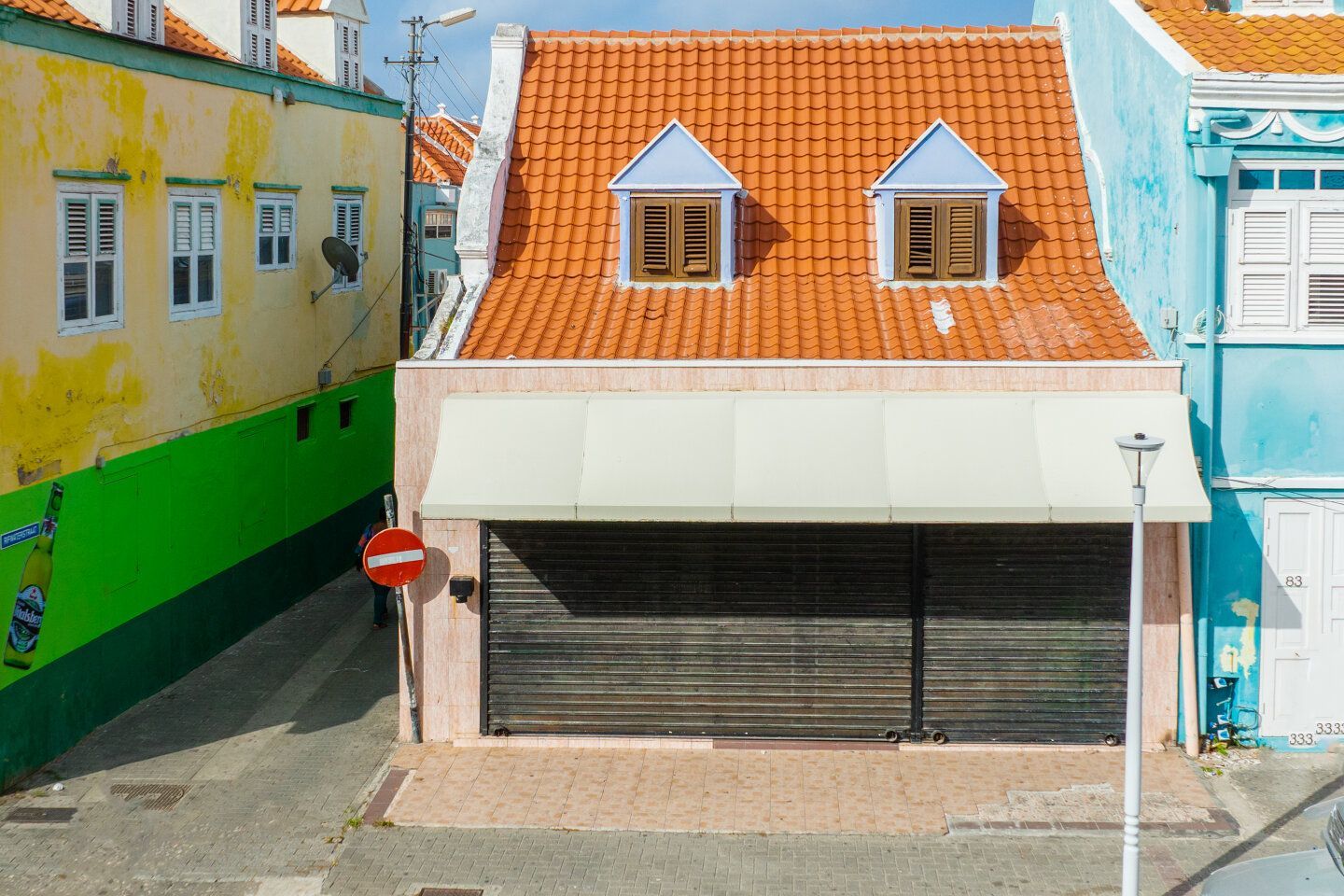 Commercial in Otrobanda