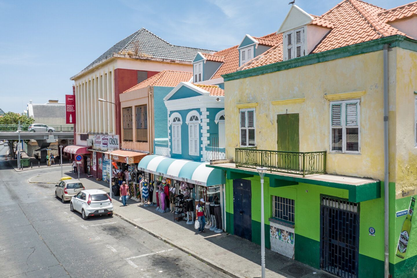 Commercial in Otrobanda