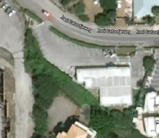 Commercial in Rooi Catochi