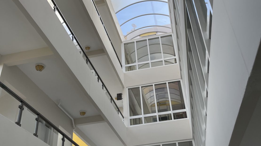 Commercial in Parera