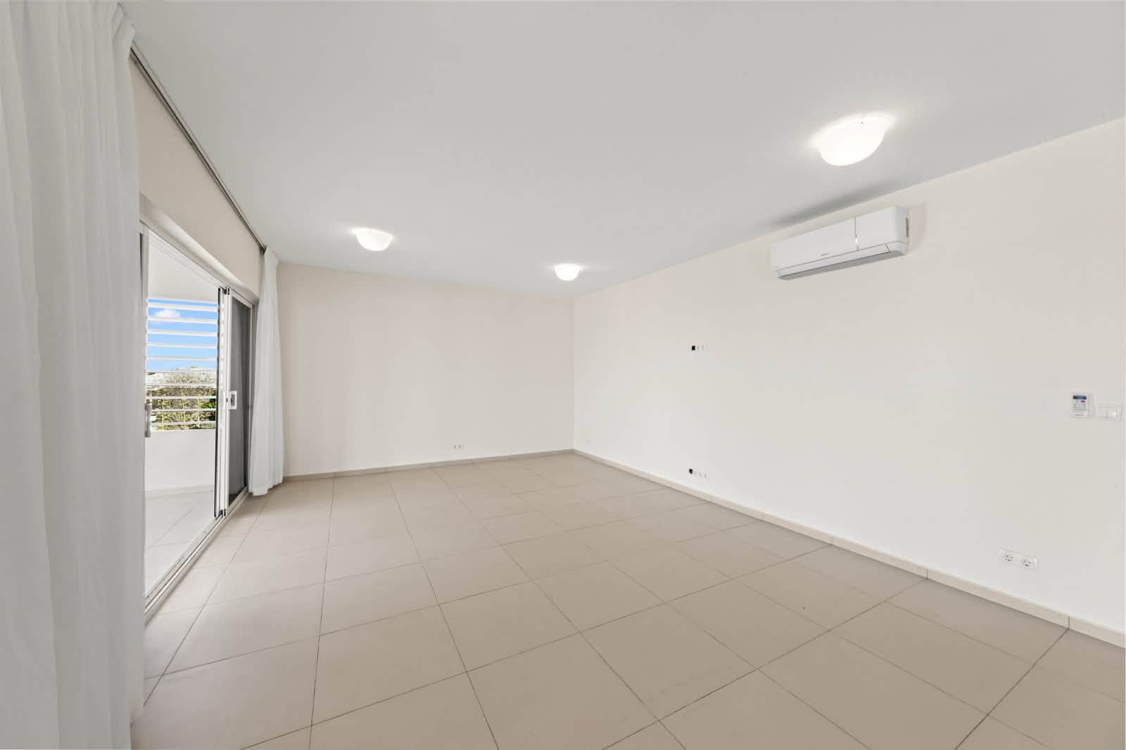 Property in Mambo Beach