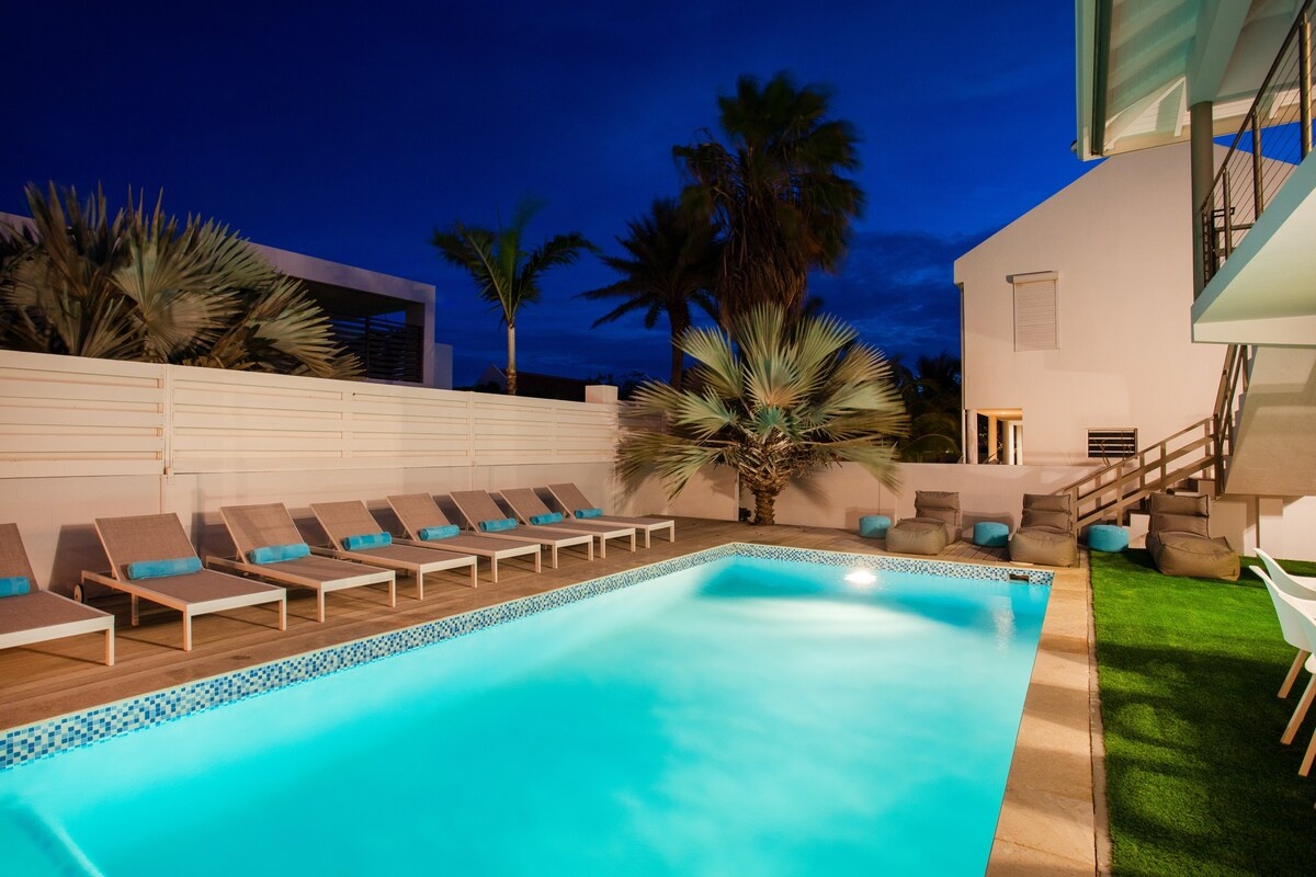 Property in Vista Royal