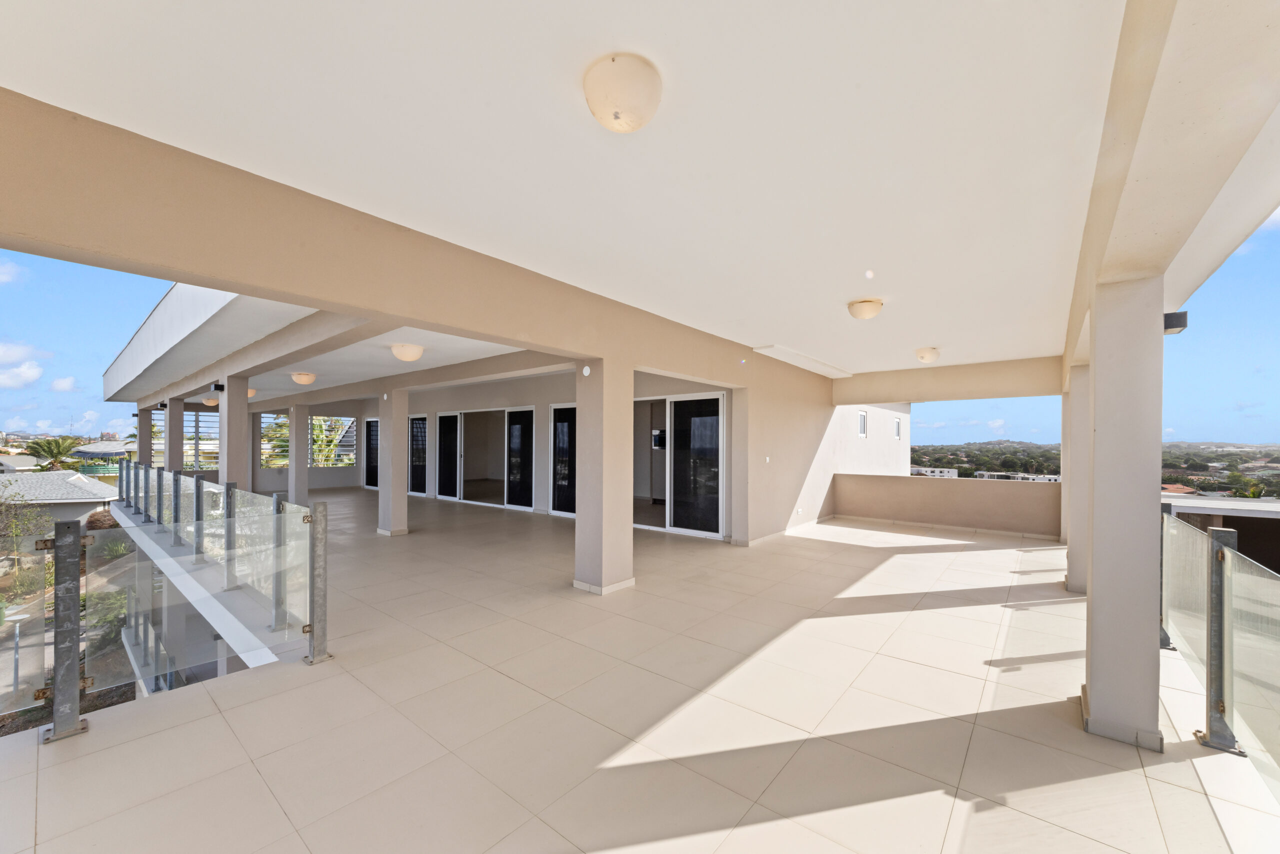 Apartment in Mambo Beach