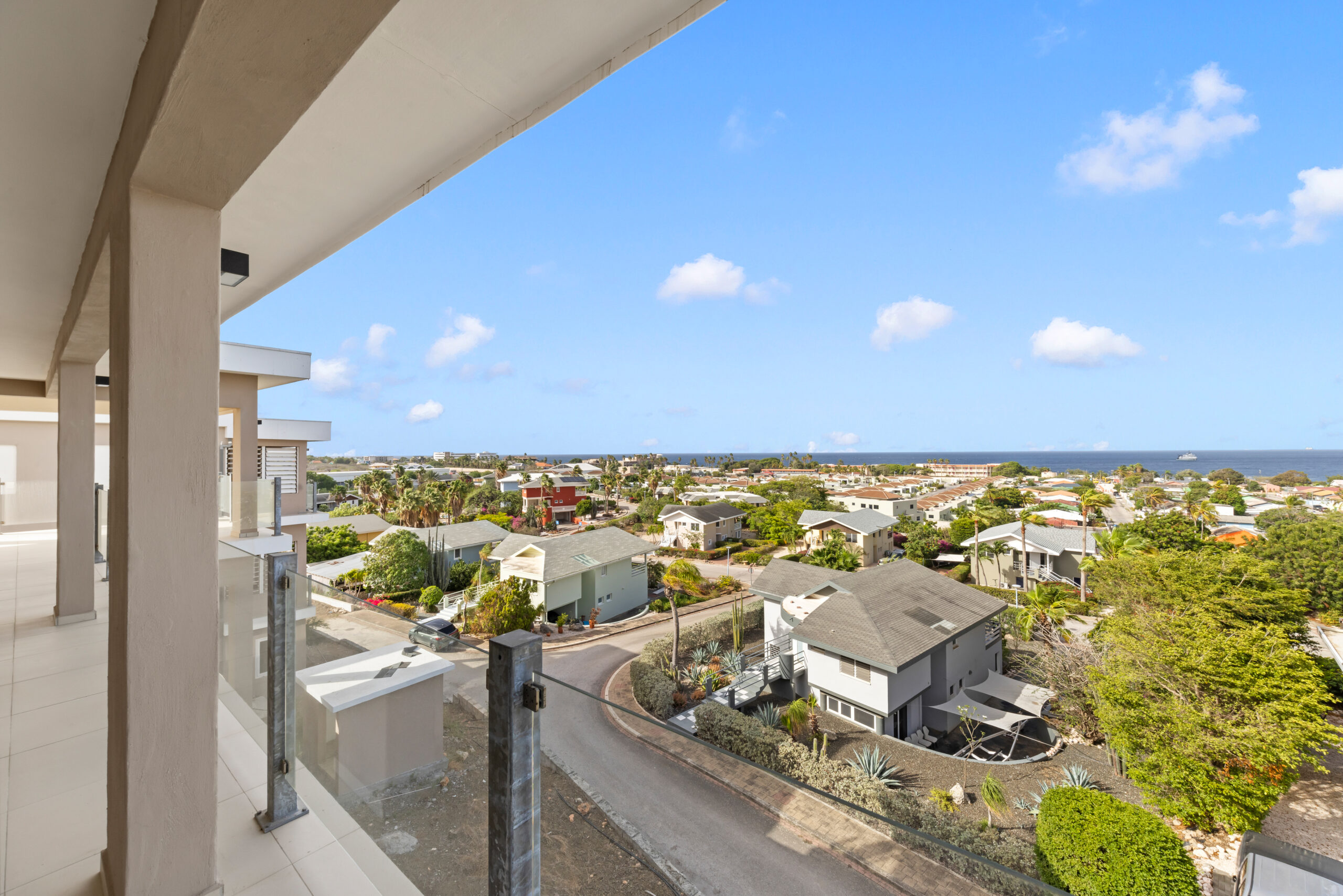 Apartment in Mambo Beach