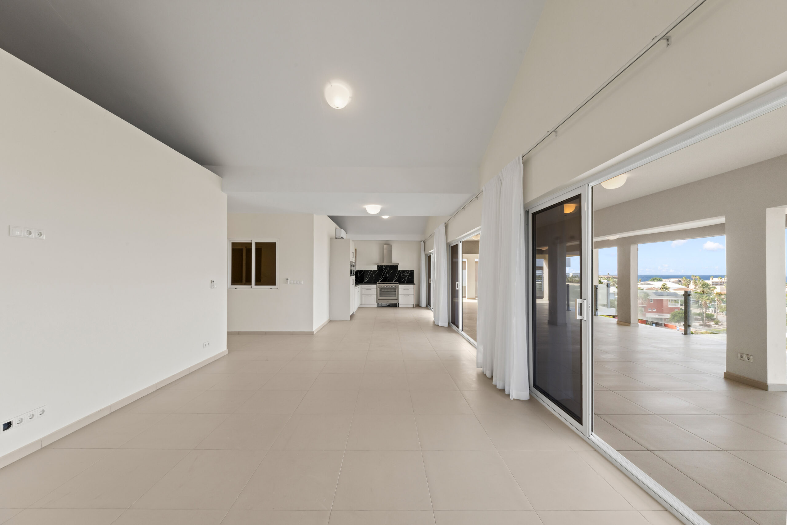 Apartment in Mambo Beach