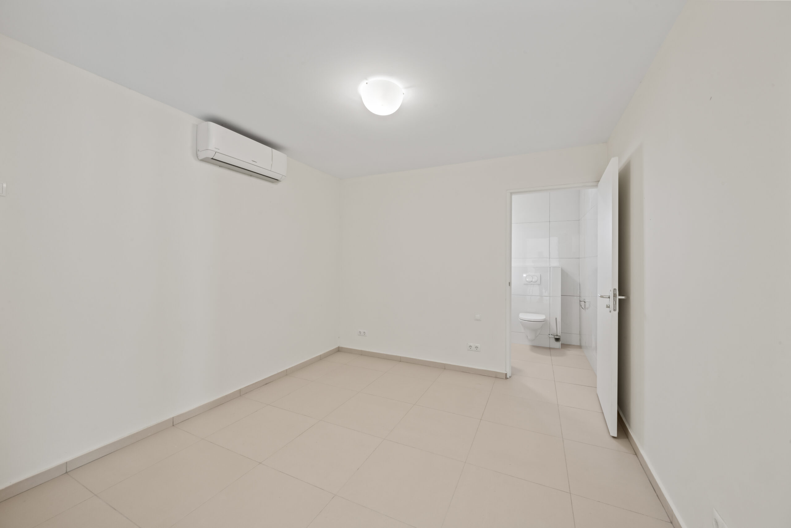 Apartment in Mambo Beach