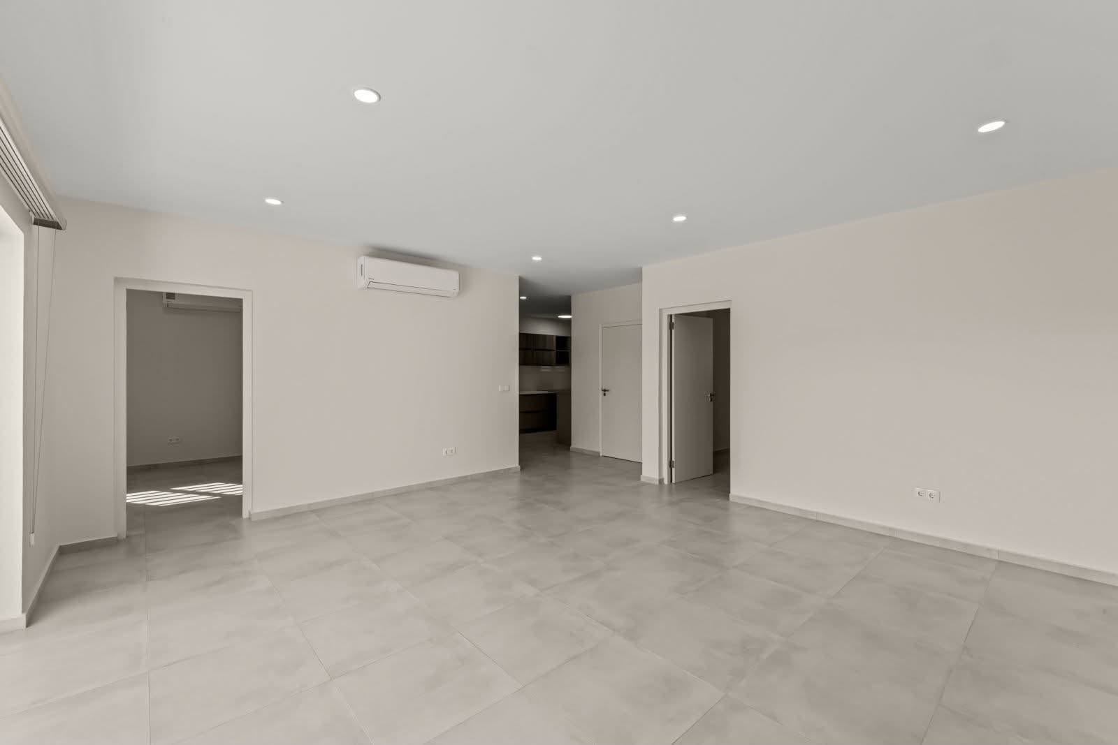 Apartment in Mambo Beach