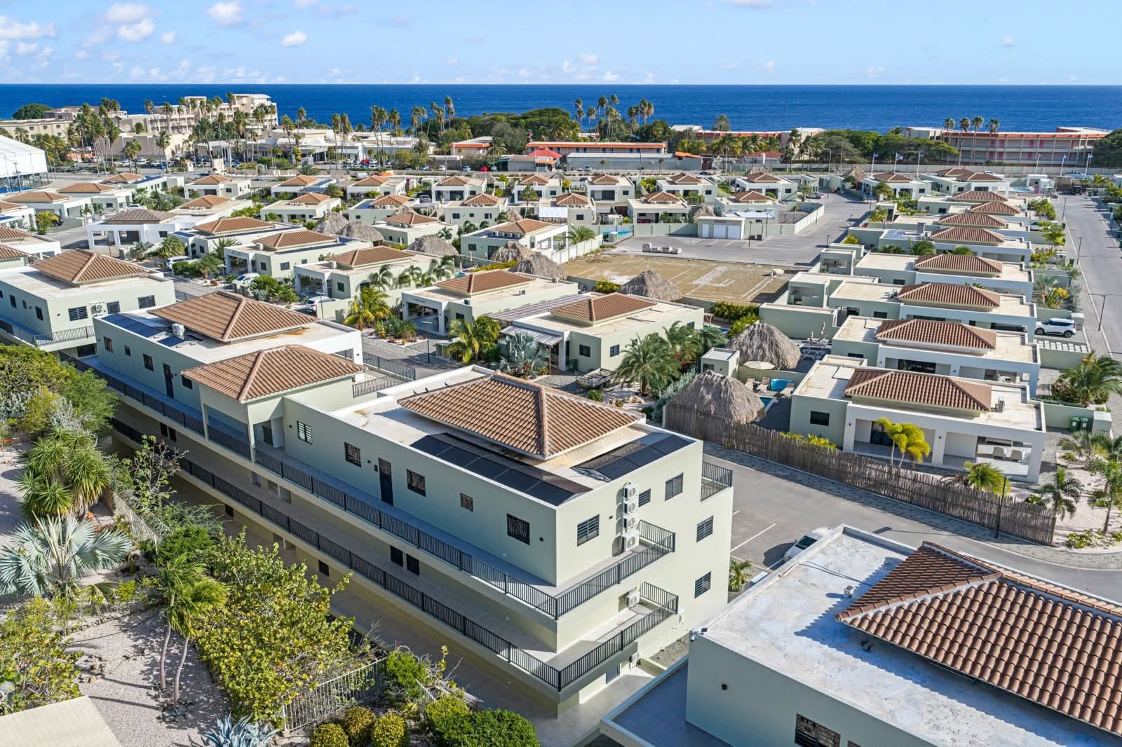 Apartment in Mambo Beach