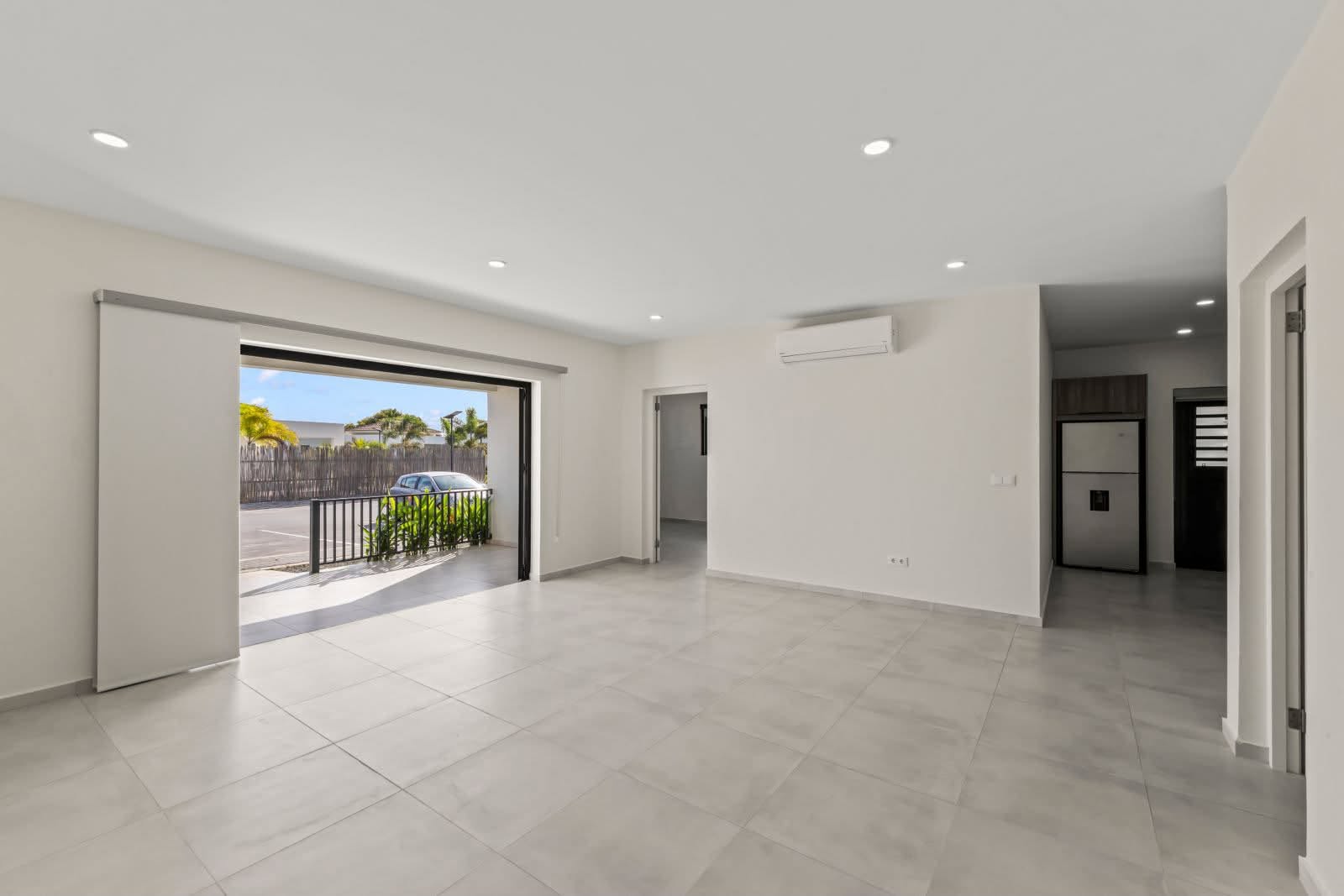 Apartment in Mambo Beach