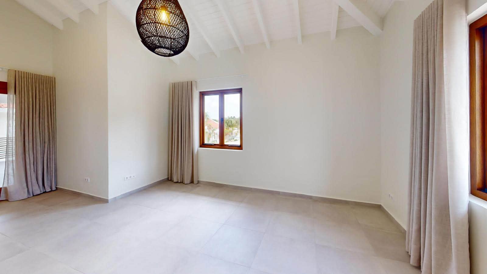 Apartment in Mambo Beach