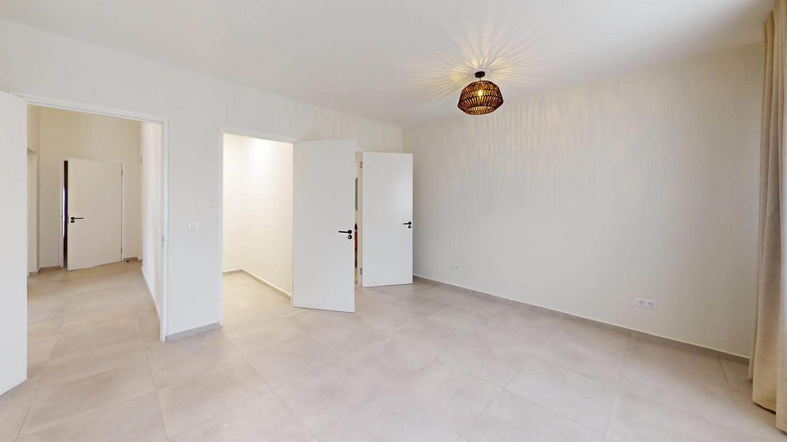 Apartment in Mambo Beach