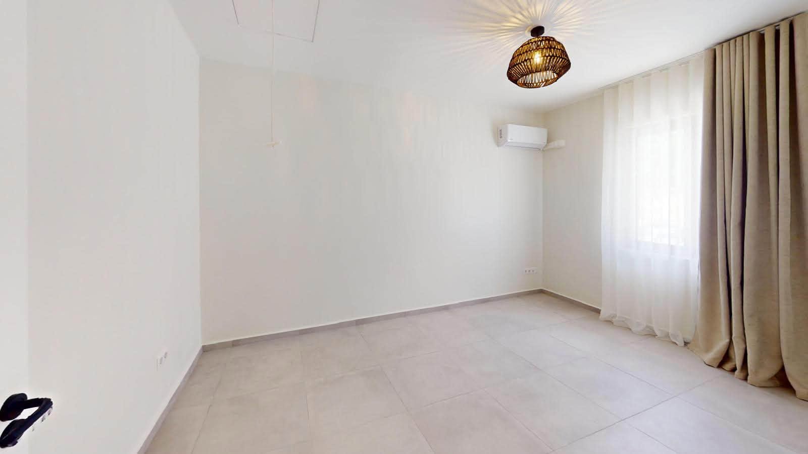 Apartment in Mambo Beach