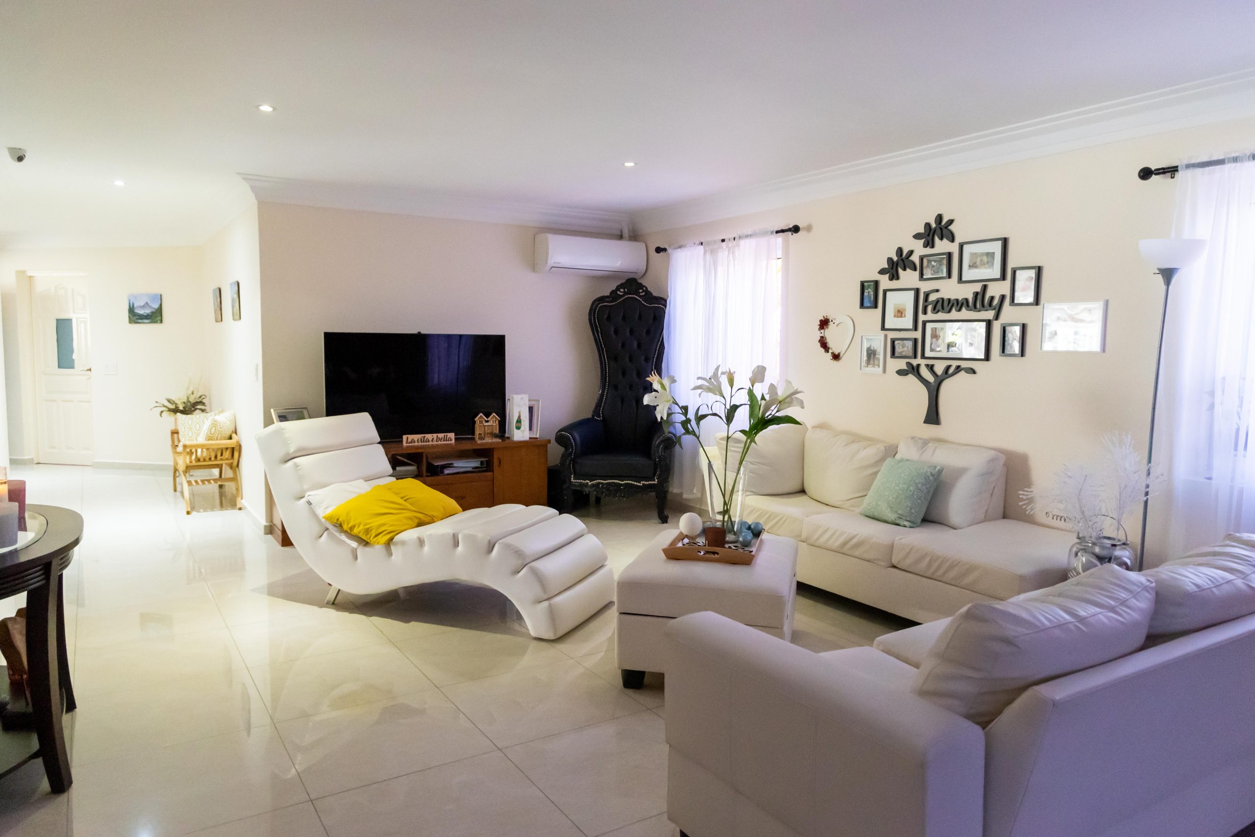 Villa in Banda Abou Region
