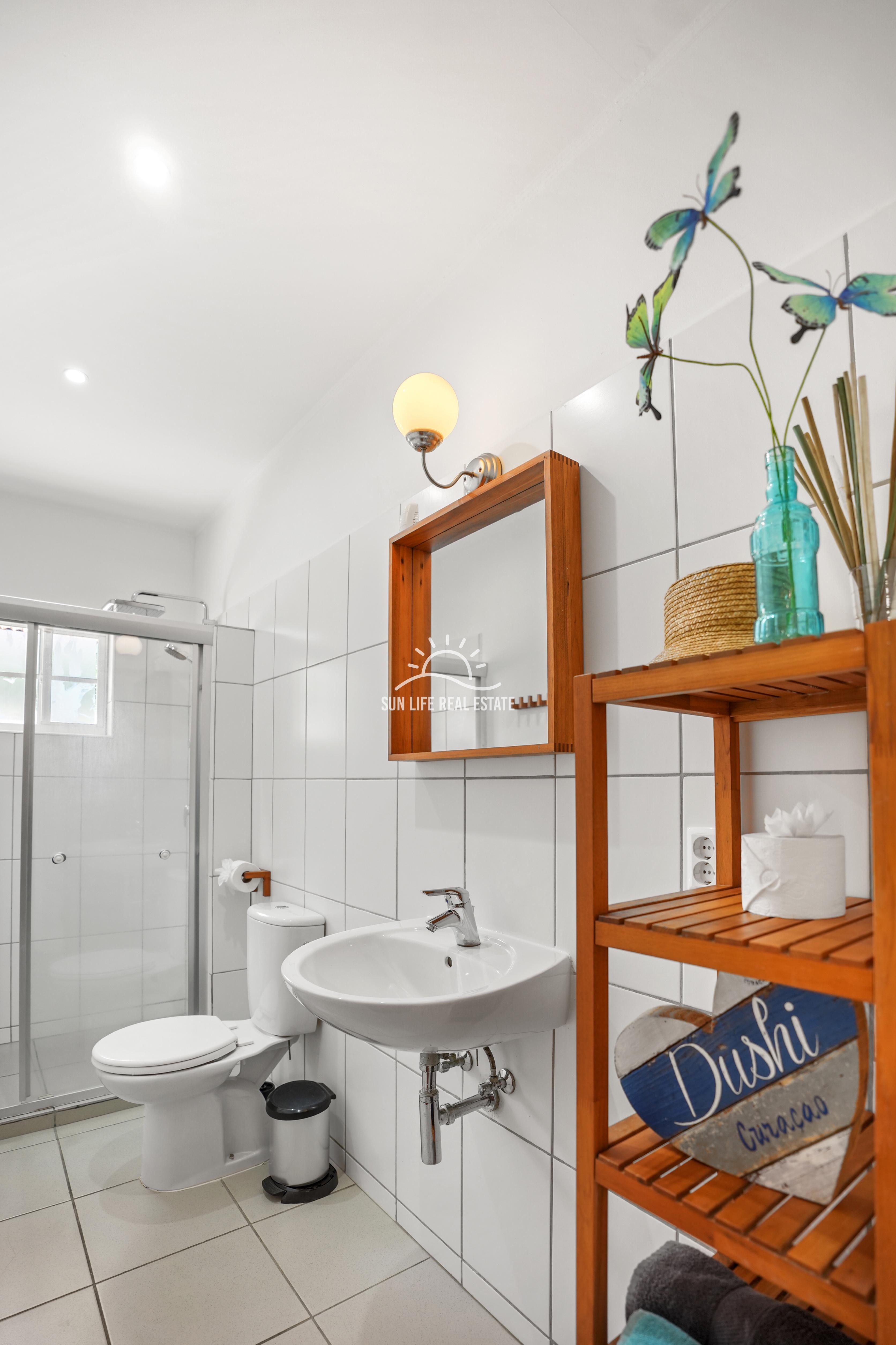 Apartment in Mambo Beach