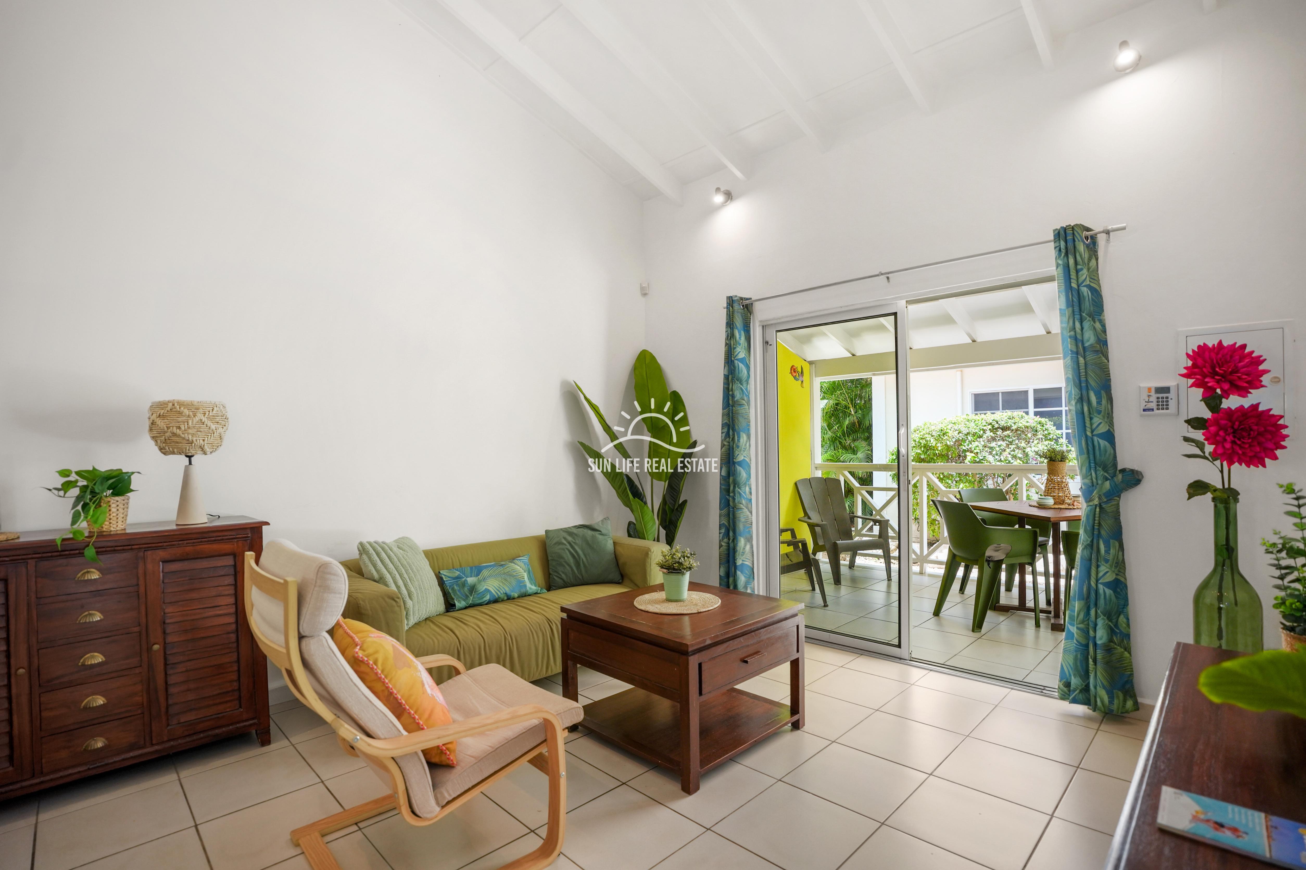 Apartment in Mambo Beach