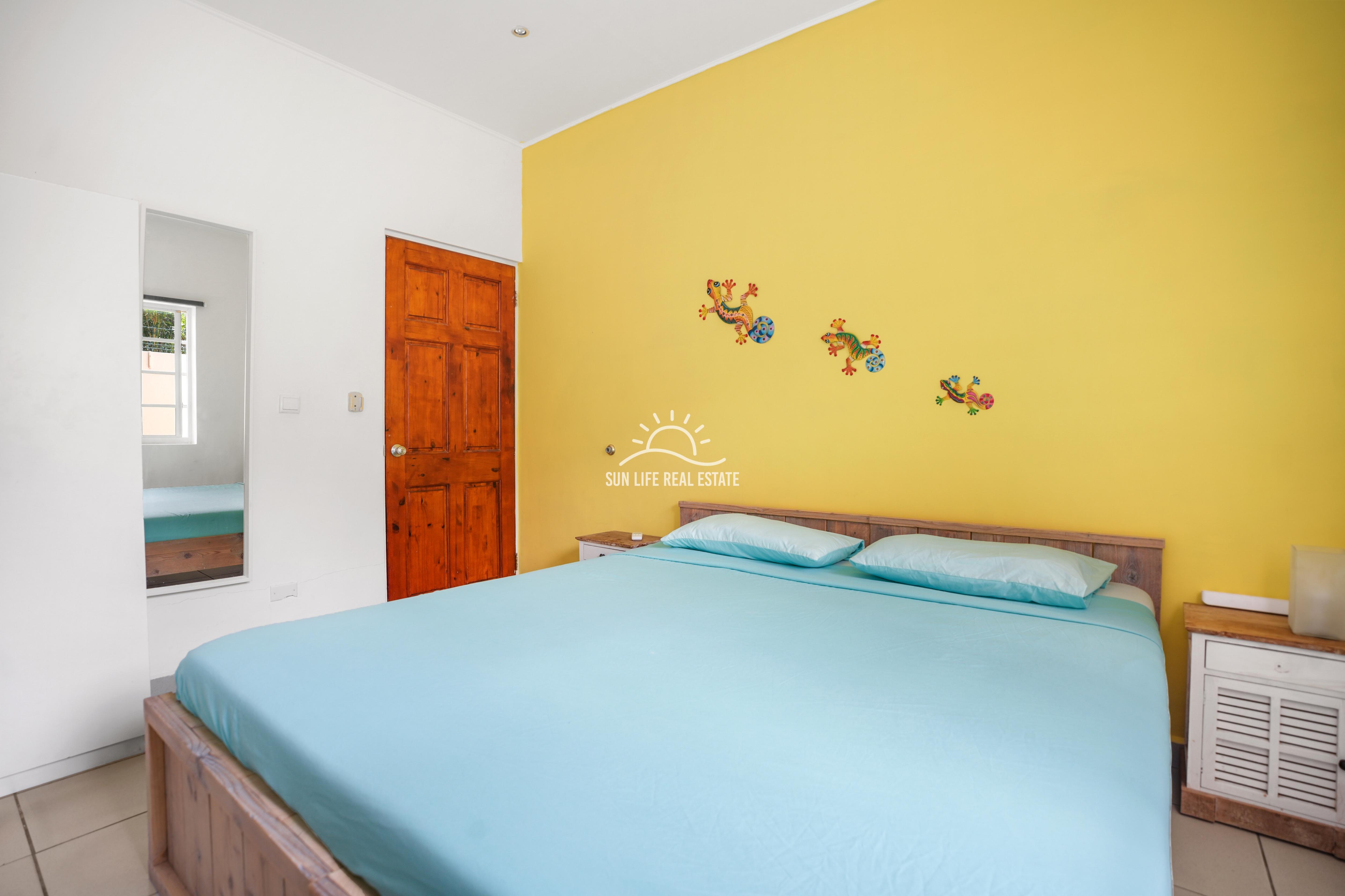 Apartment in Mambo Beach