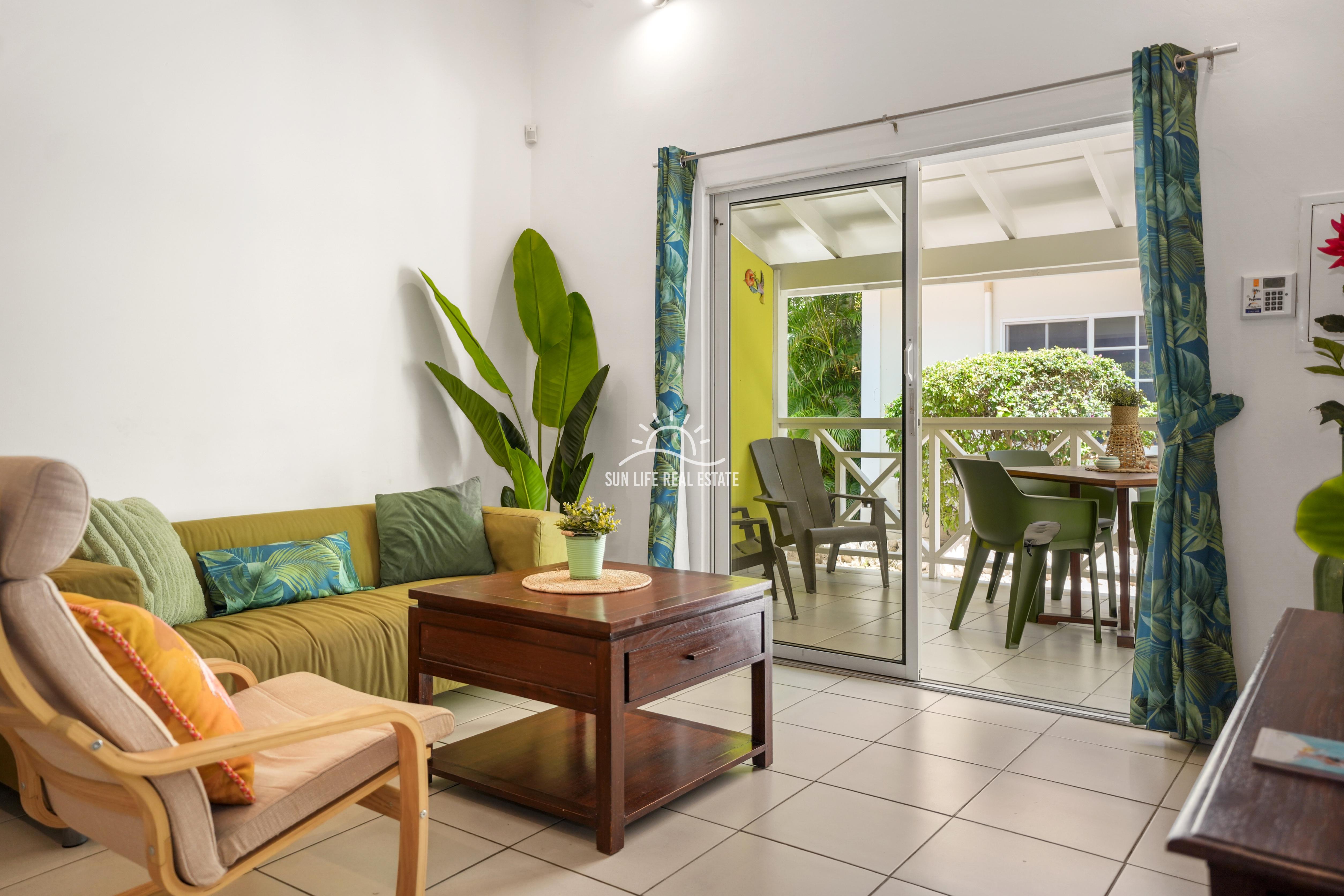 Apartment in Mambo Beach